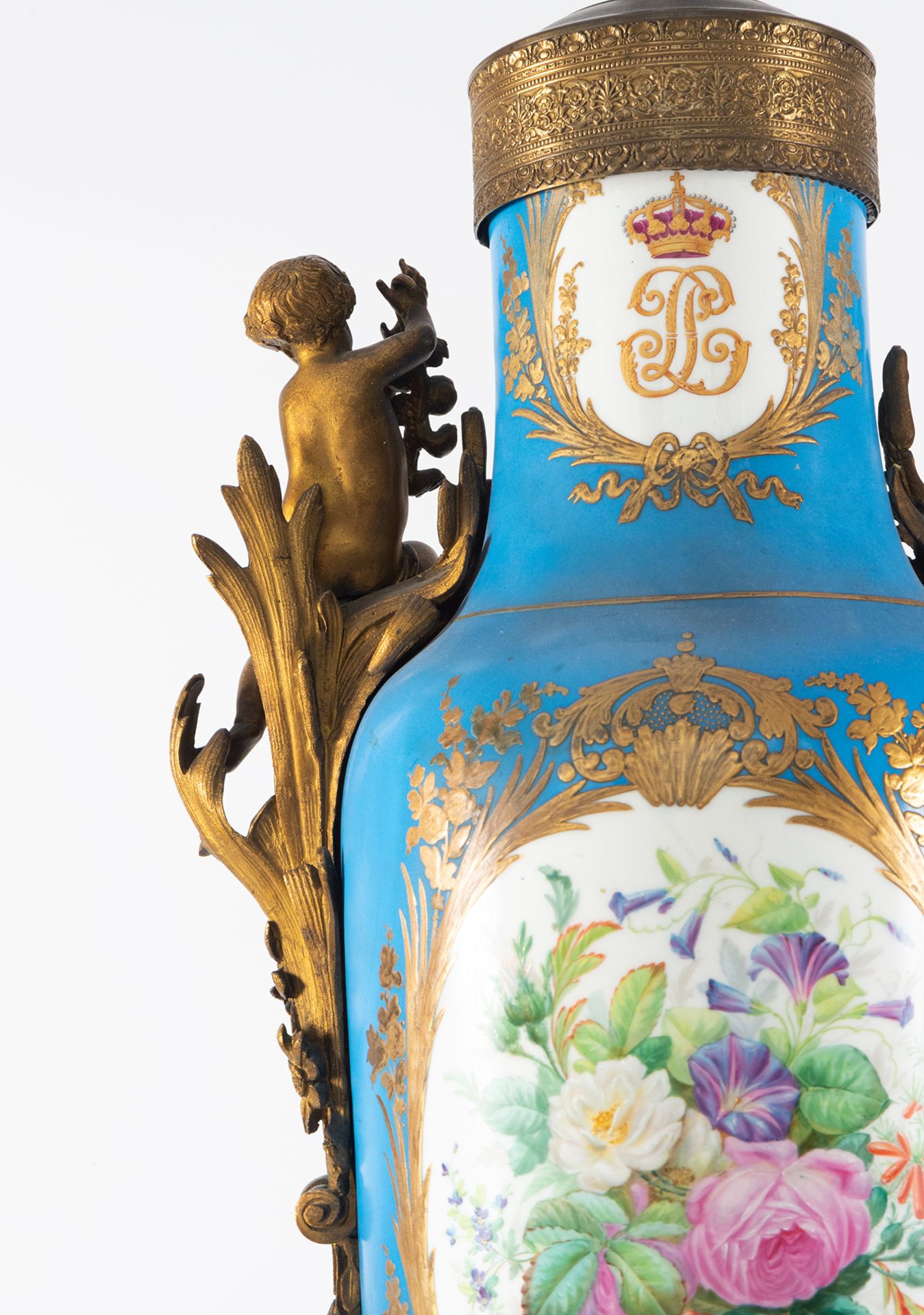 Important Large pair of "bleu celeste" Svres Vases mounted on lamps, French school of the 19th cent - Image 9 of 17