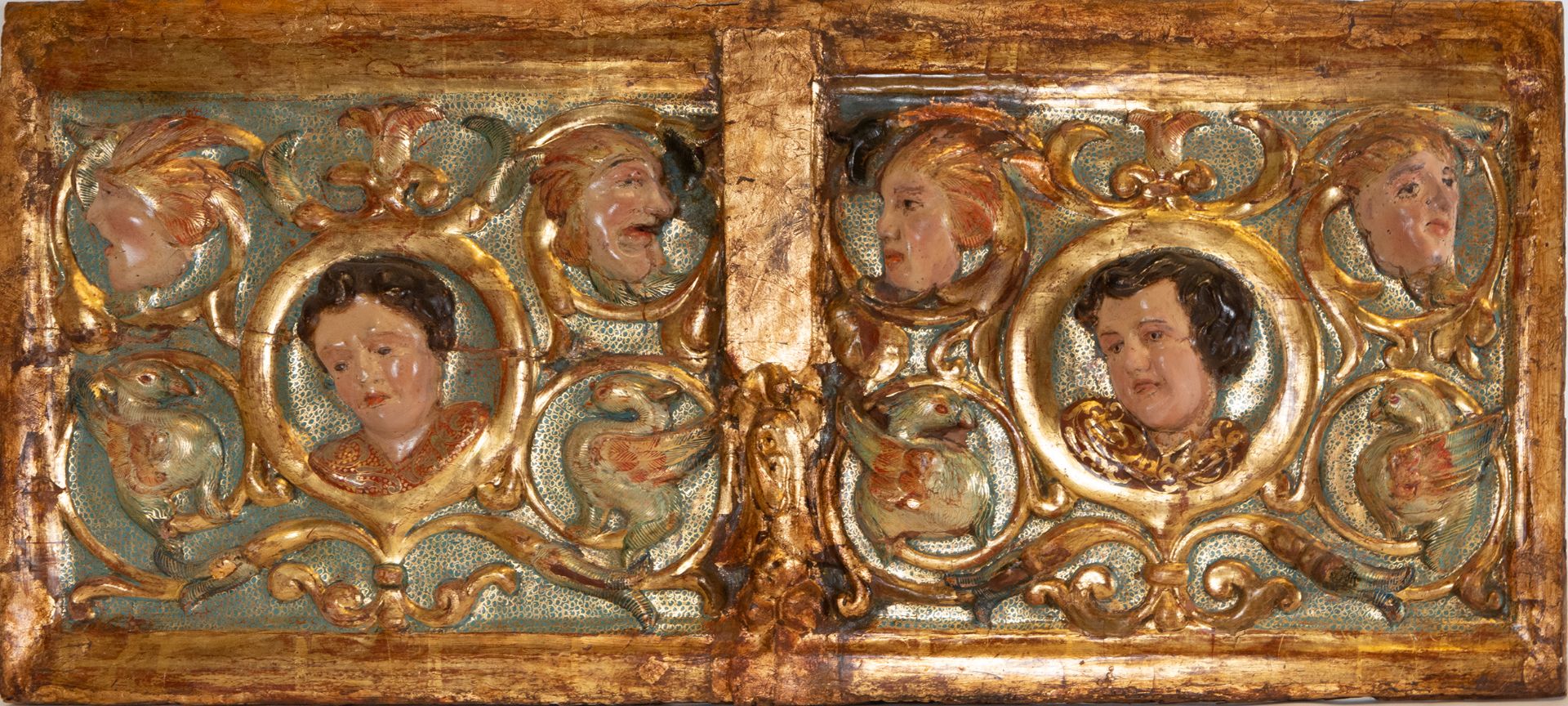 Plateresque Altar ceiling light in gilt and polychrome wood, Castilian school of the 16th century - Image 6 of 7