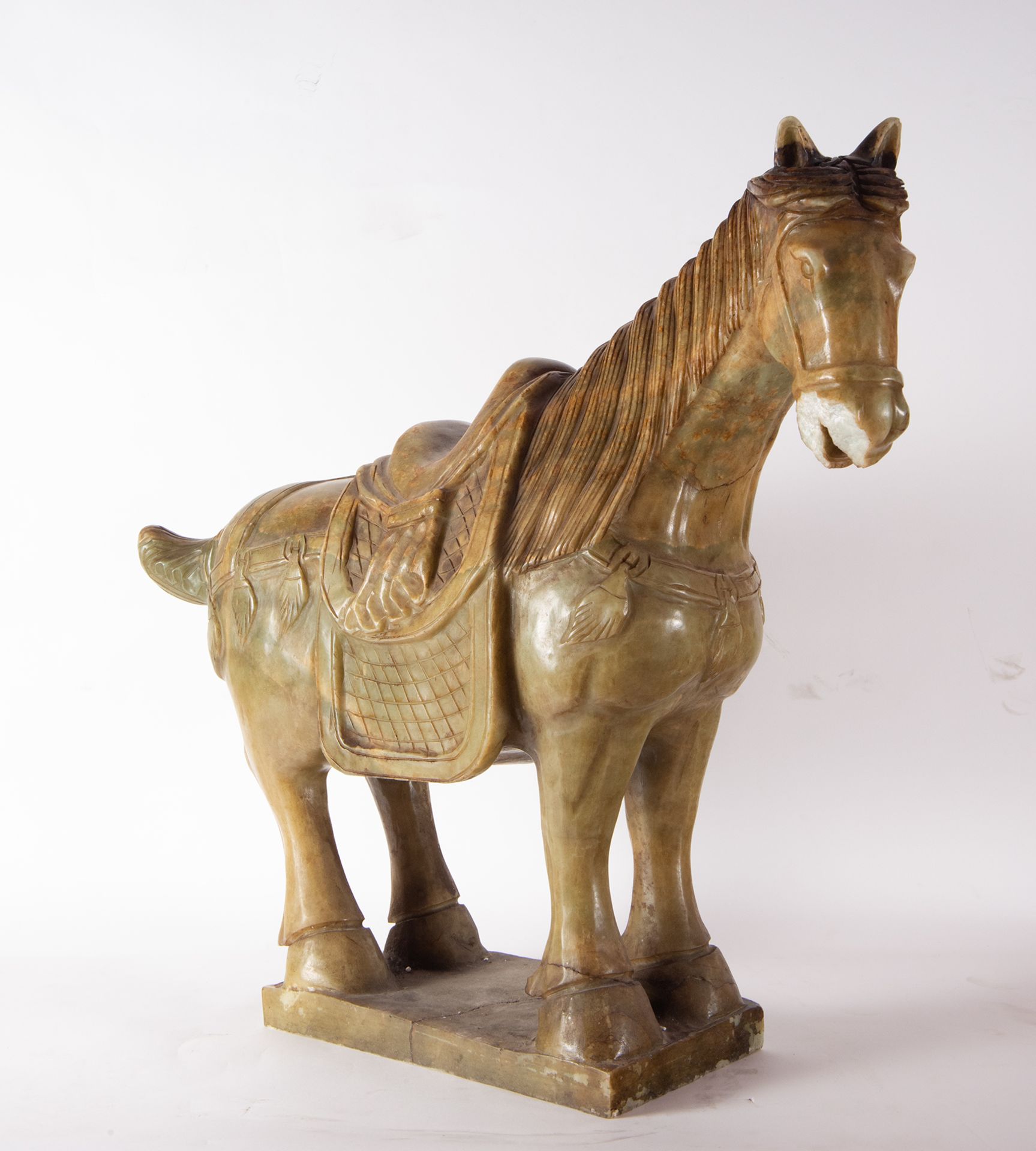 Important Chinese Horse in Jade, XIX - XX centuries - Image 5 of 10