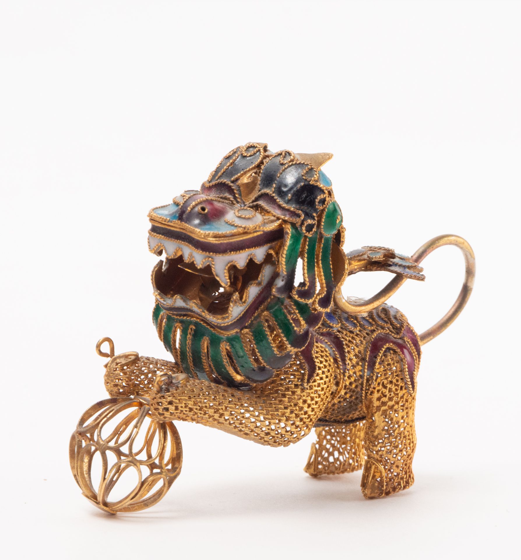 Pair of Foo Dogs in gilt filigree and enamels, 20th century - Bild 8 aus 8