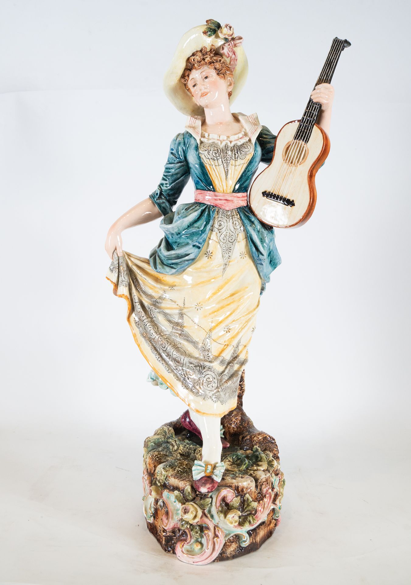 Exceptional Pair of Musicians in Majolica of Capodimonte, Naples, 19th century - Image 2 of 10