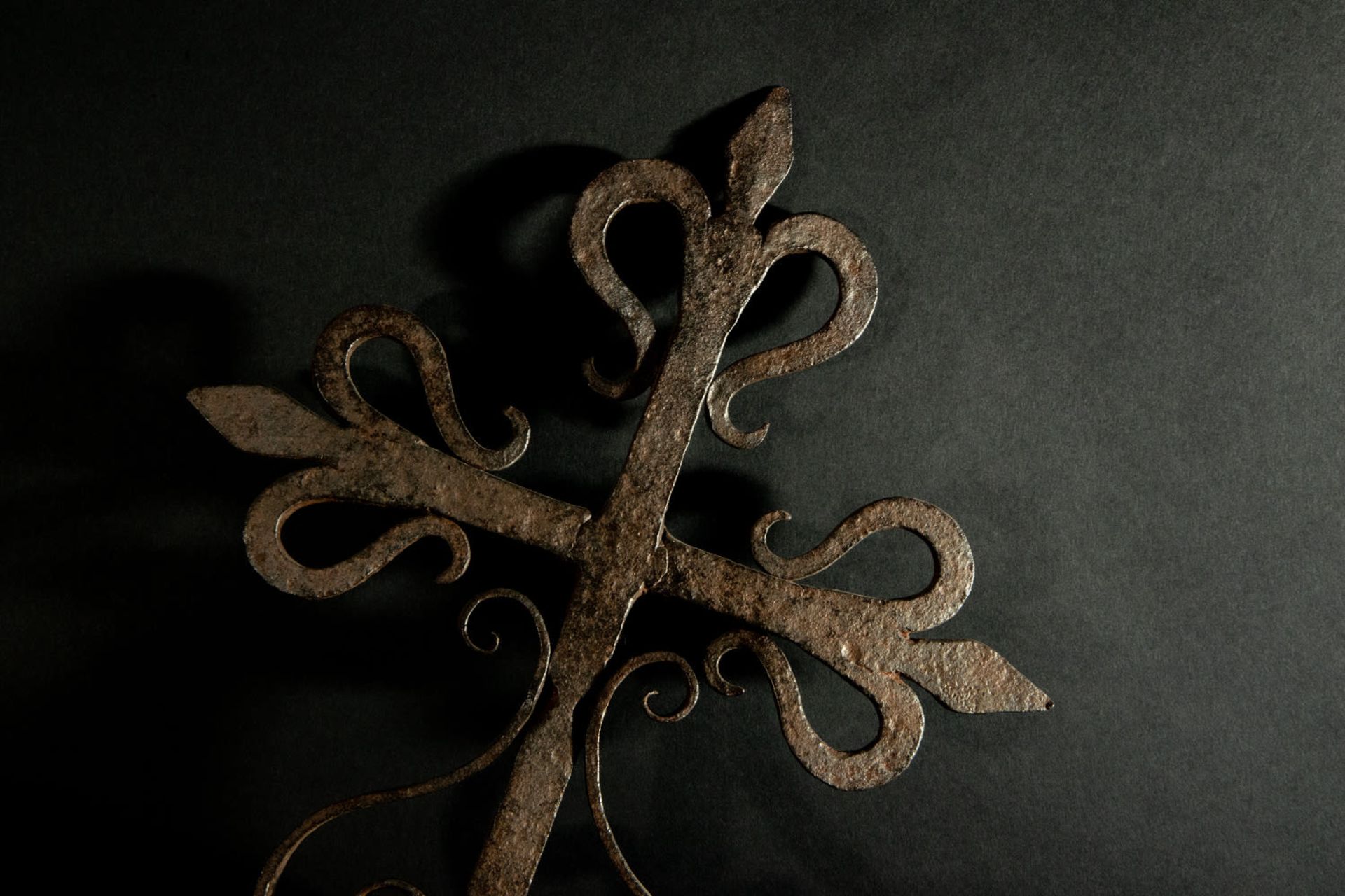 Gothic wall lamp in wrought iron, XV century - Image 3 of 7