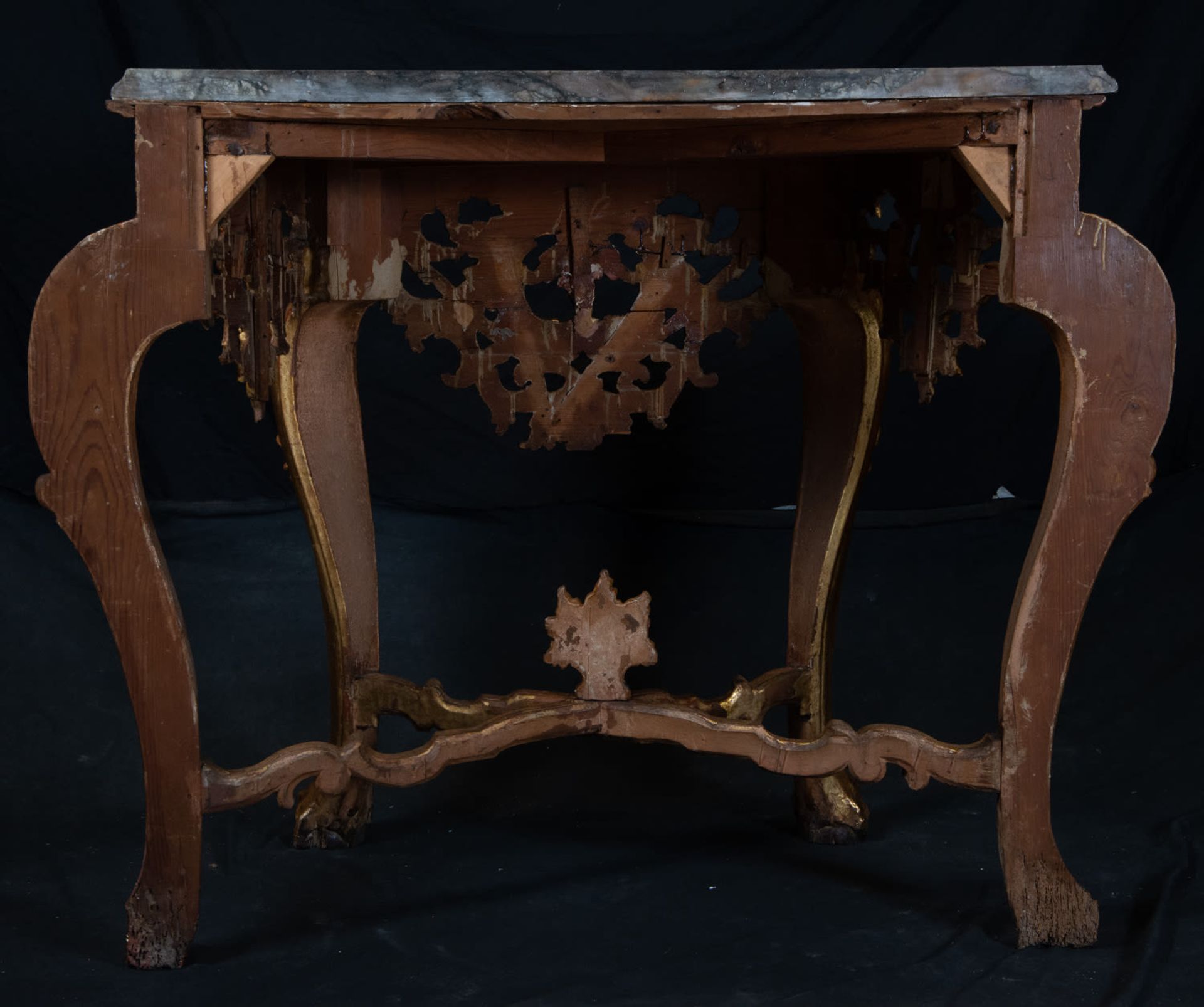 Elegant Italian Rococo Console with green marble top, Rome, 18th century - Bild 8 aus 8