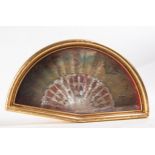 Framed French fan depicting a Romantic scene in mother-of-pearl, 19th century