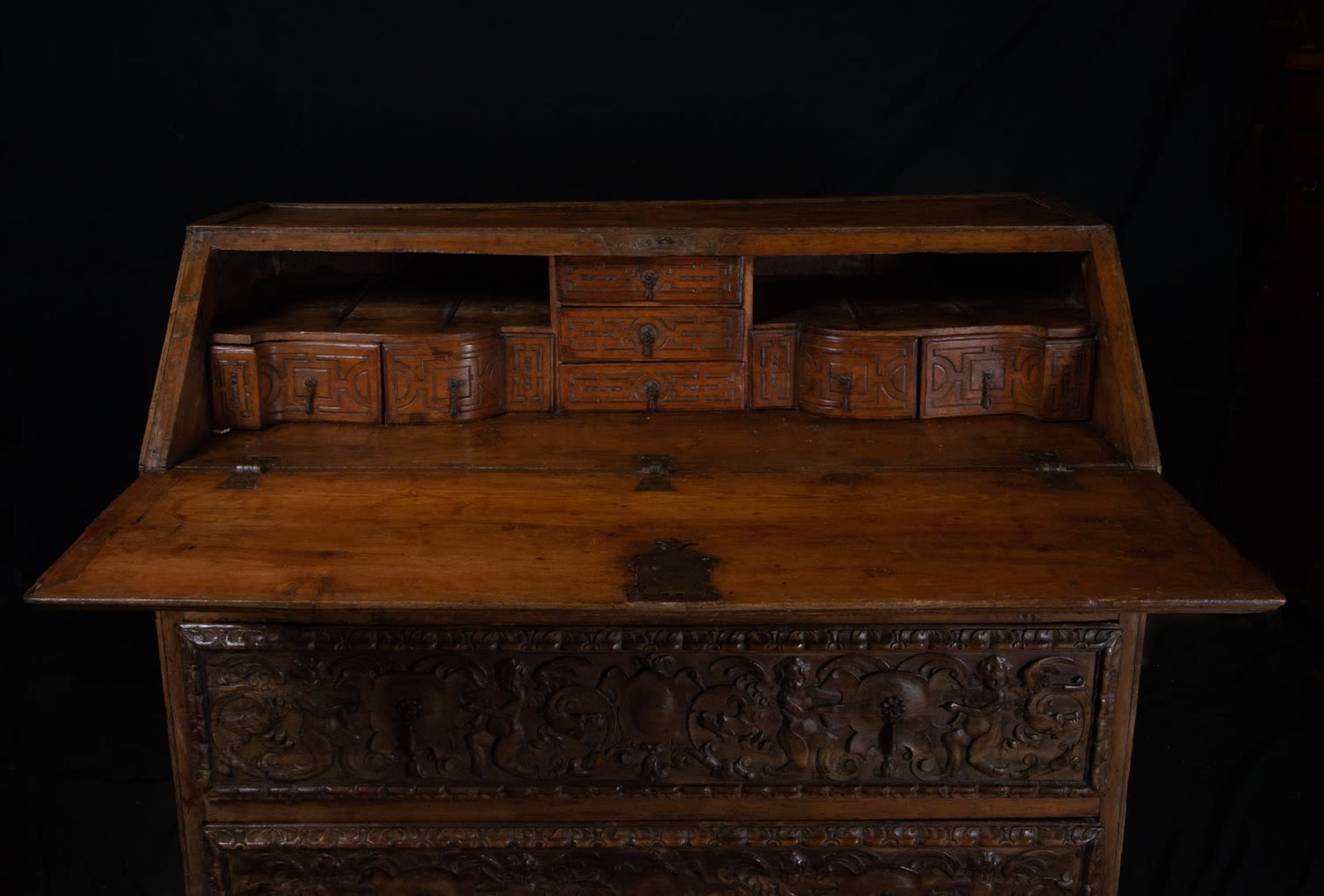 Exceptional Plateresque Desk Cabinet, Spanish Renaissance school of the 16th century - Image 6 of 9
