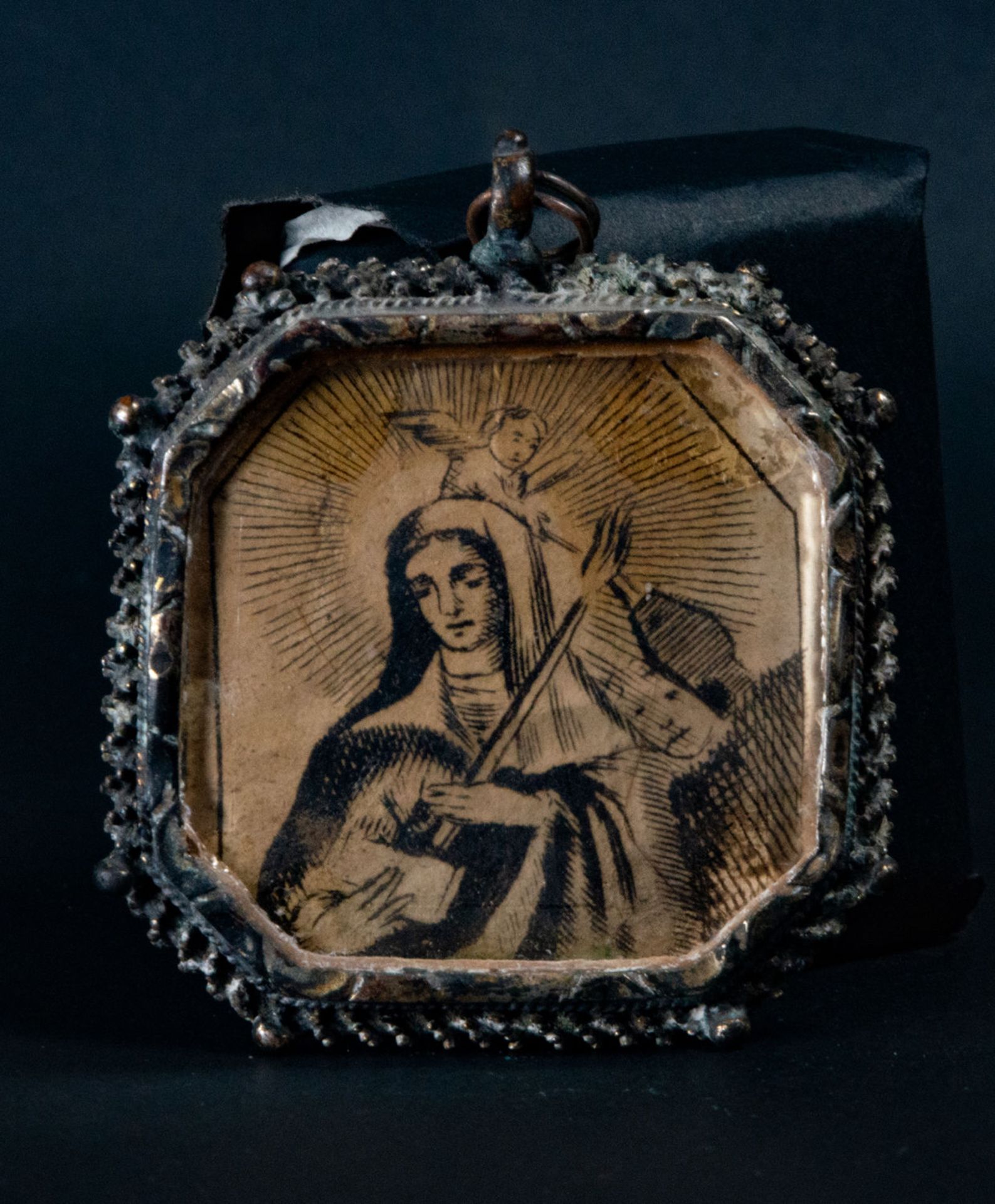 Octagonal Filigree Reliquary representing Saint Teresa, 17th century - Image 2 of 3