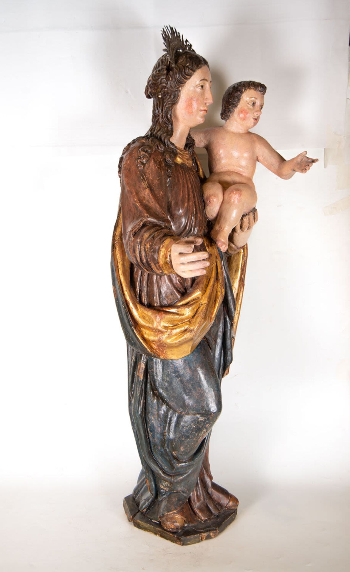 Large Virgin with Child in Arms, Portuguese school of the XVI - XVII century - Image 6 of 13