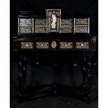 Important Florentine Desk in Ebonized Wood, Rosewood and bone inlays, 18th century Italian work