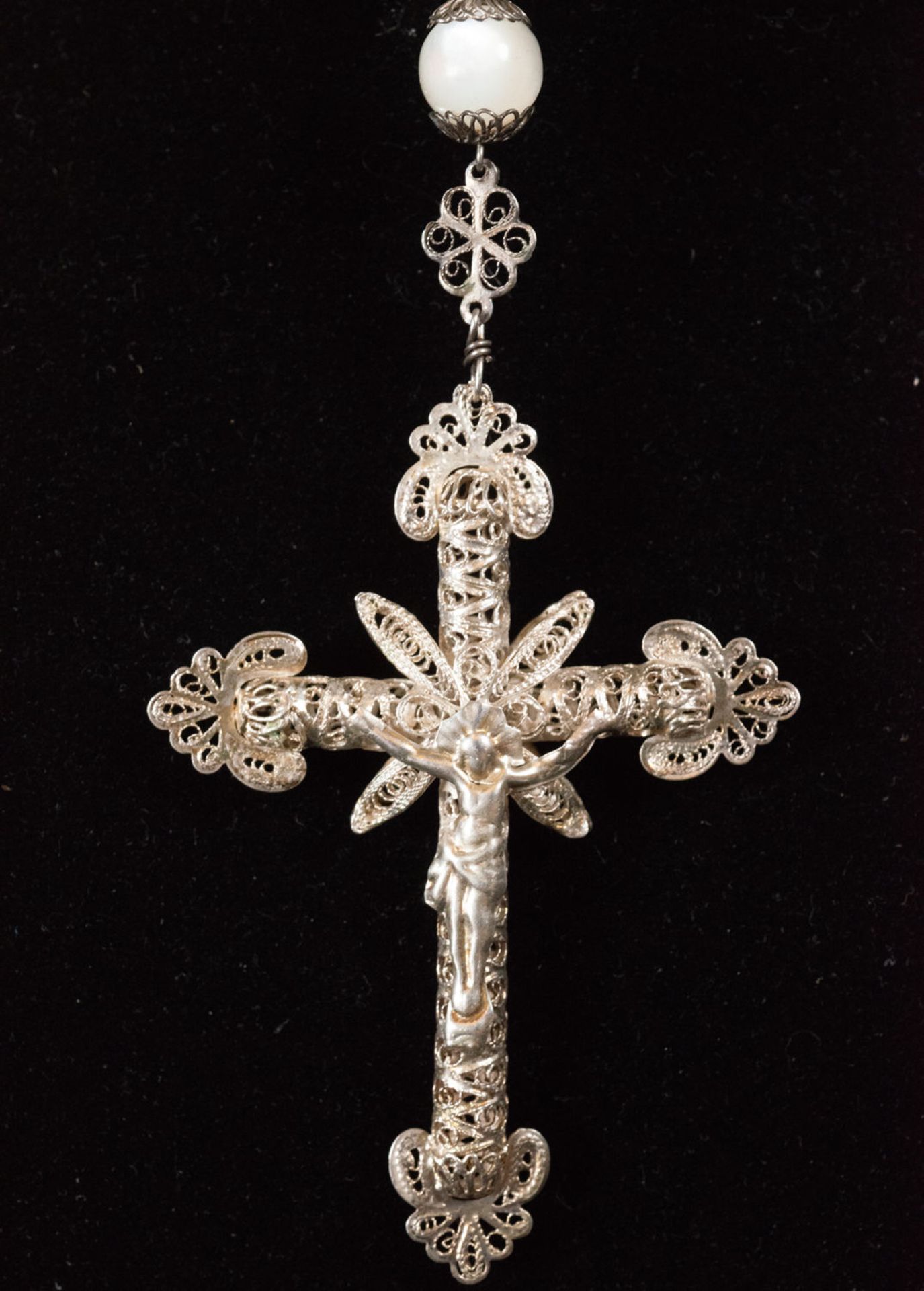 Rare Rosary in Silver Filigree and Mother of Pearl beads, Italy, 19th century - Bild 4 aus 5