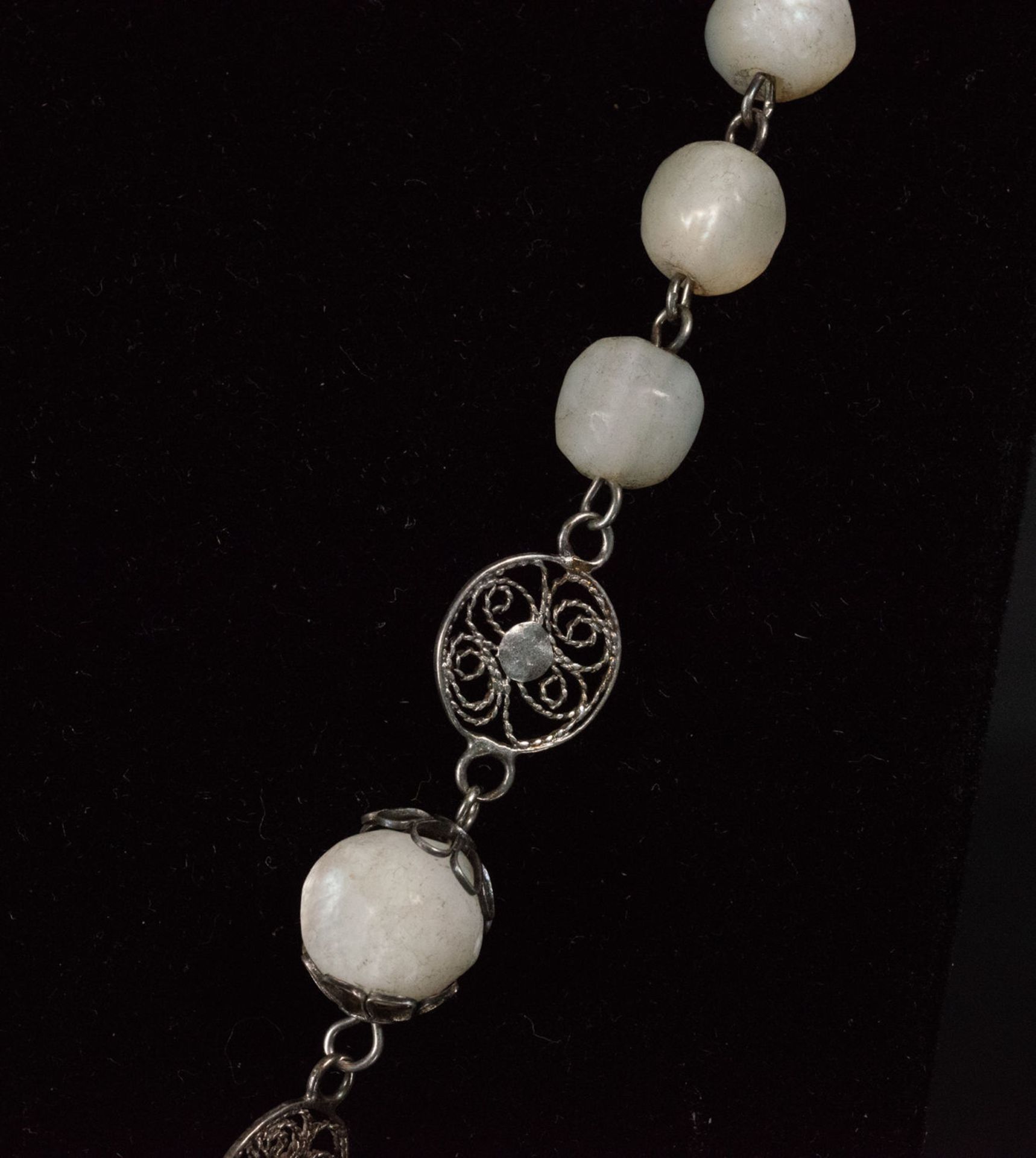 Rare Rosary in Silver Filigree and Mother of Pearl beads, Italy, 19th century - Bild 3 aus 5