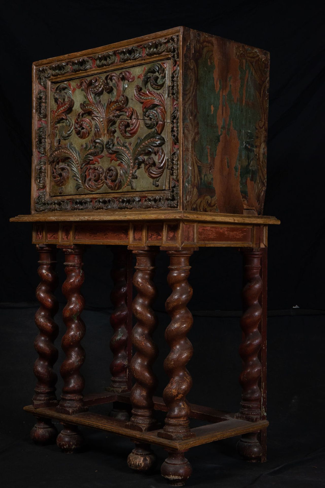 Important Mexican Colonial Cabinet in Polychrome Wood, New Spanish work from the 17th - 18th century - Bild 5 aus 9