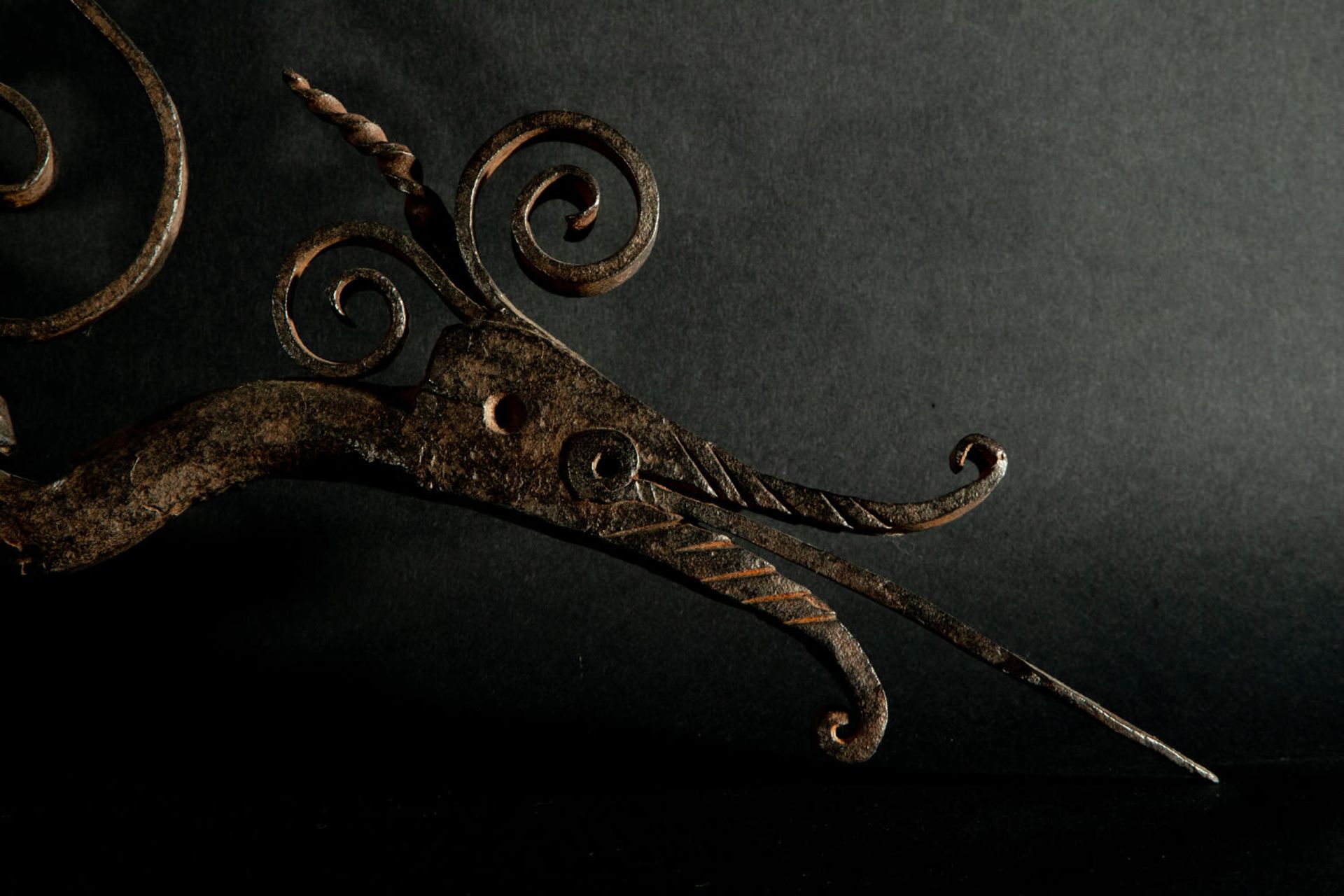 Gothic wall lamp in wrought iron, XV century - Image 2 of 7