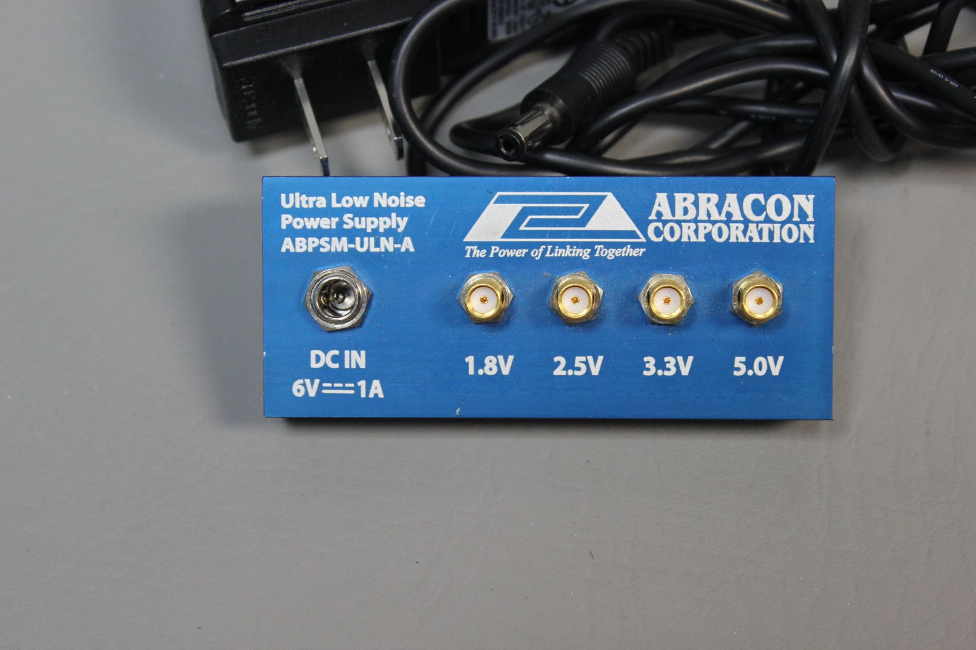 ABRACON ULTRA LOW NOISE POWER SUPPLY - Image 2 of 2
