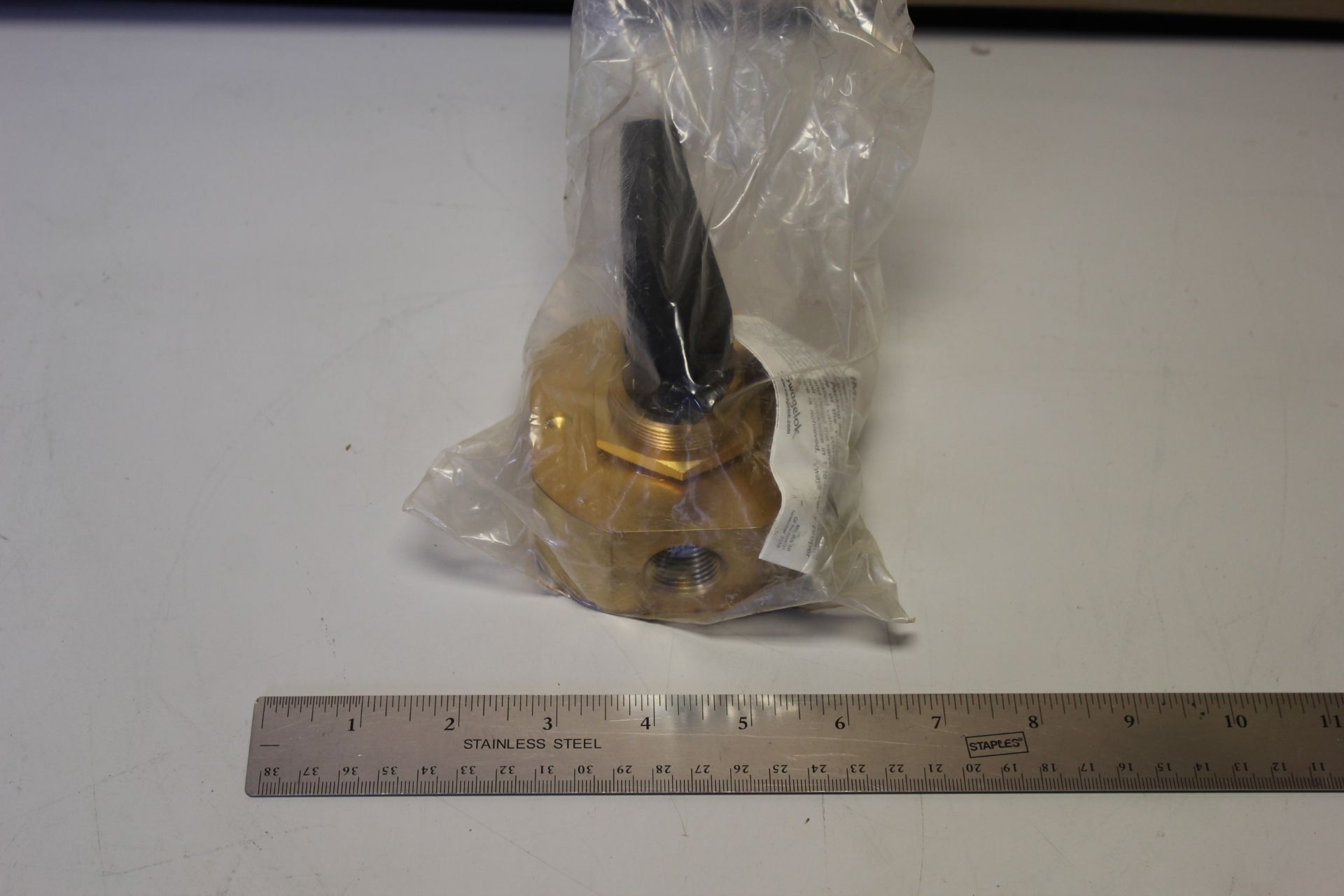 NEW SWAGELOK BRASS BALL VALVE B-45YF8