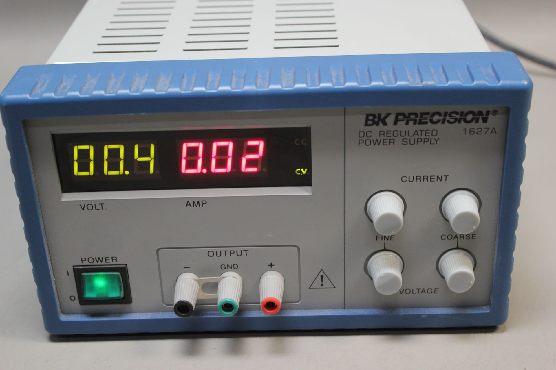 BK PRECISION 1627A DC REGULATED POWER SUPPLY - Image 2 of 5