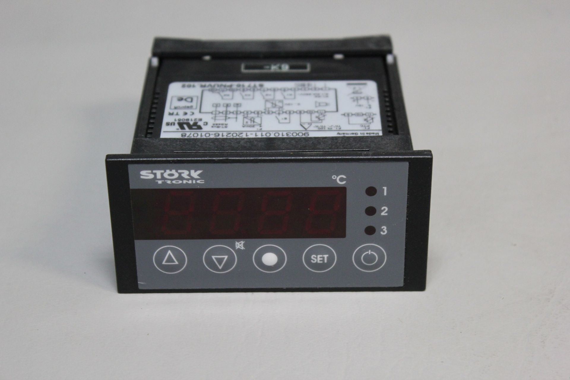 STORKTRONIC TEMPERATURE CONTROLLER