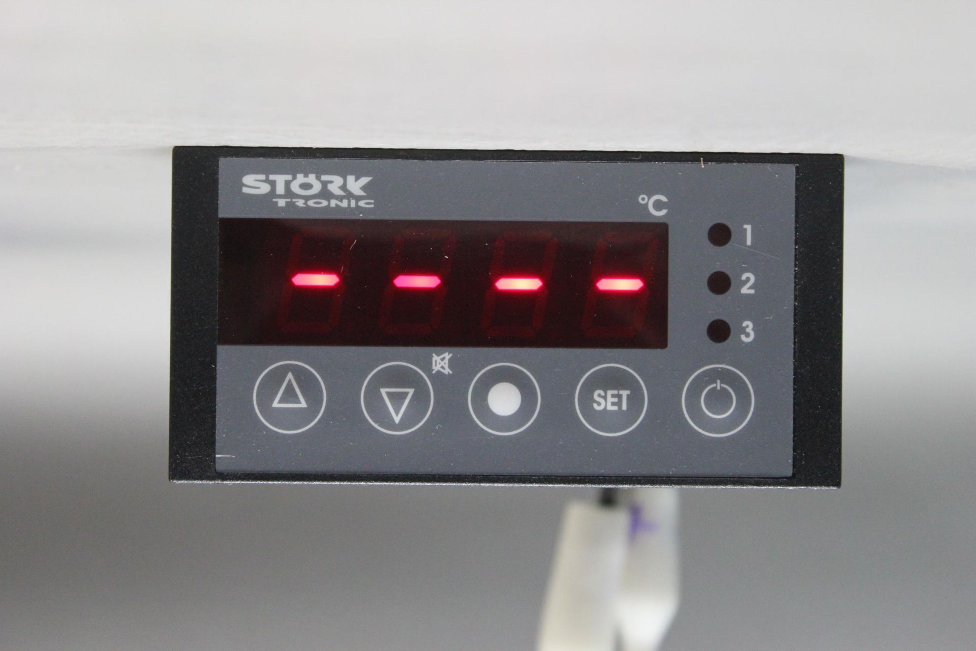 STORKTRONIC TEMPERATURE CONTROLLER - Image 5 of 8