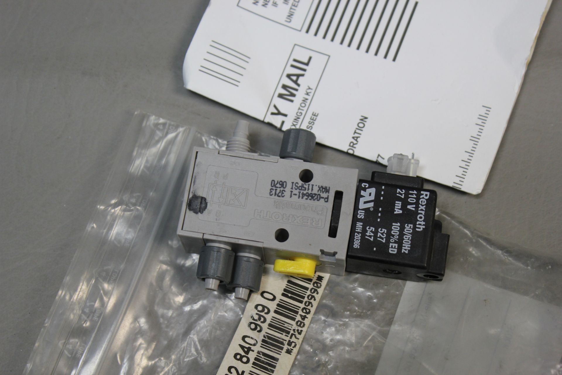 NEW RERXROTH PNEUMATIC SOLENOID VALVE - Image 4 of 4