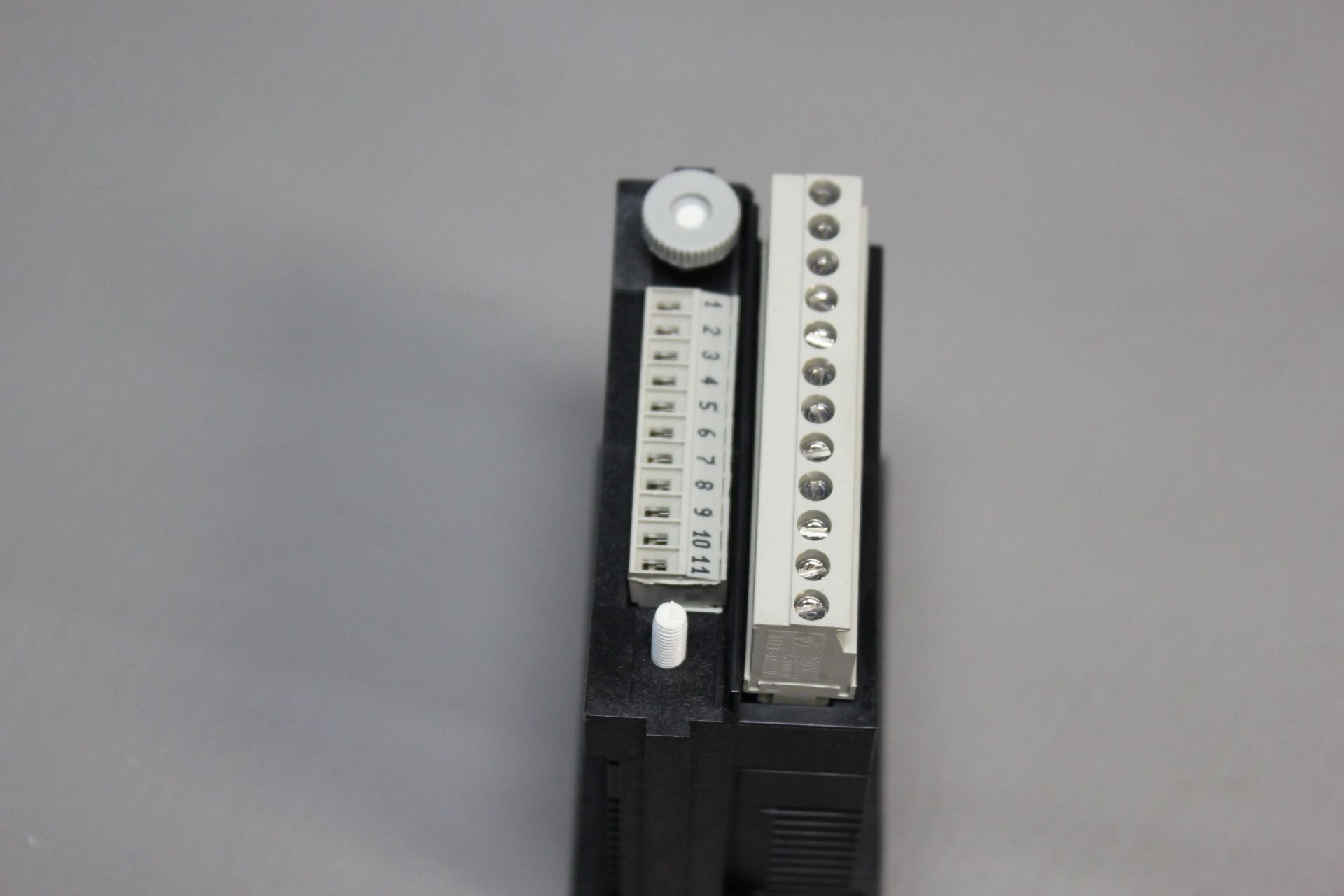 STORKTRONIC TEMPERATURE CONTROLLER - Image 3 of 8