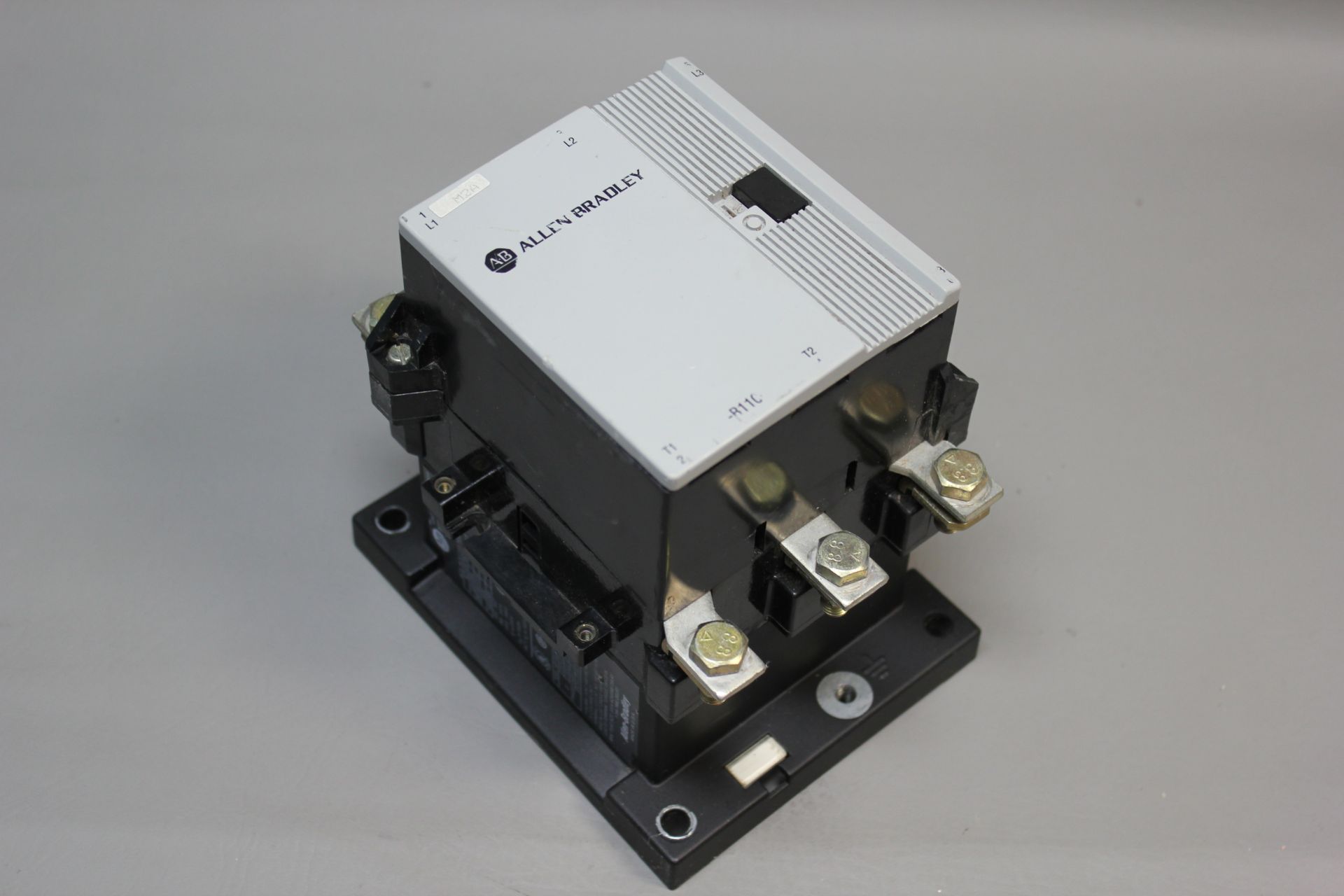 ALLEN BRADLEY CONTACTOR