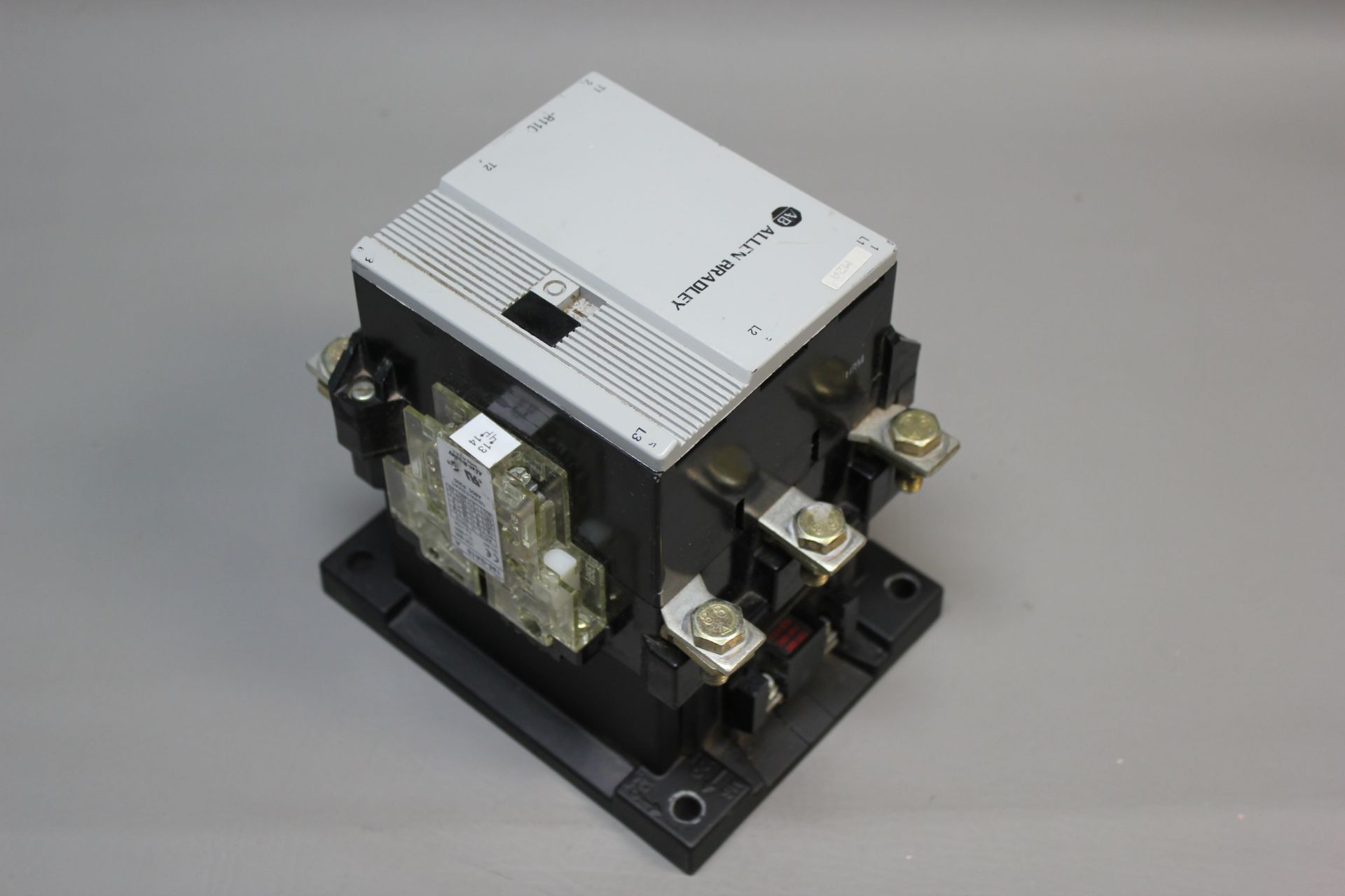 ALLEN BRADLEY CONTACTOR - Image 2 of 4