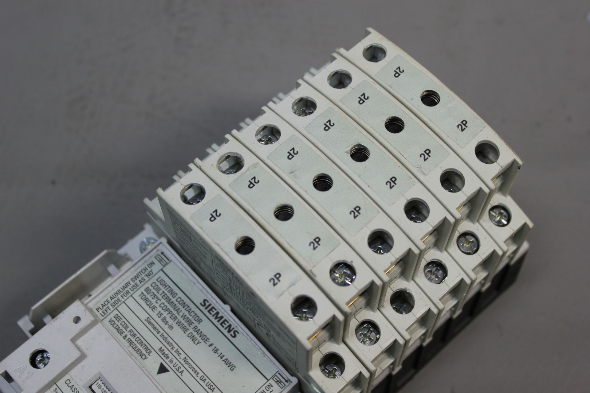 SIEMENS LIGHTING CONTACTOR 49LCPP2A CLASS LC - Image 4 of 6