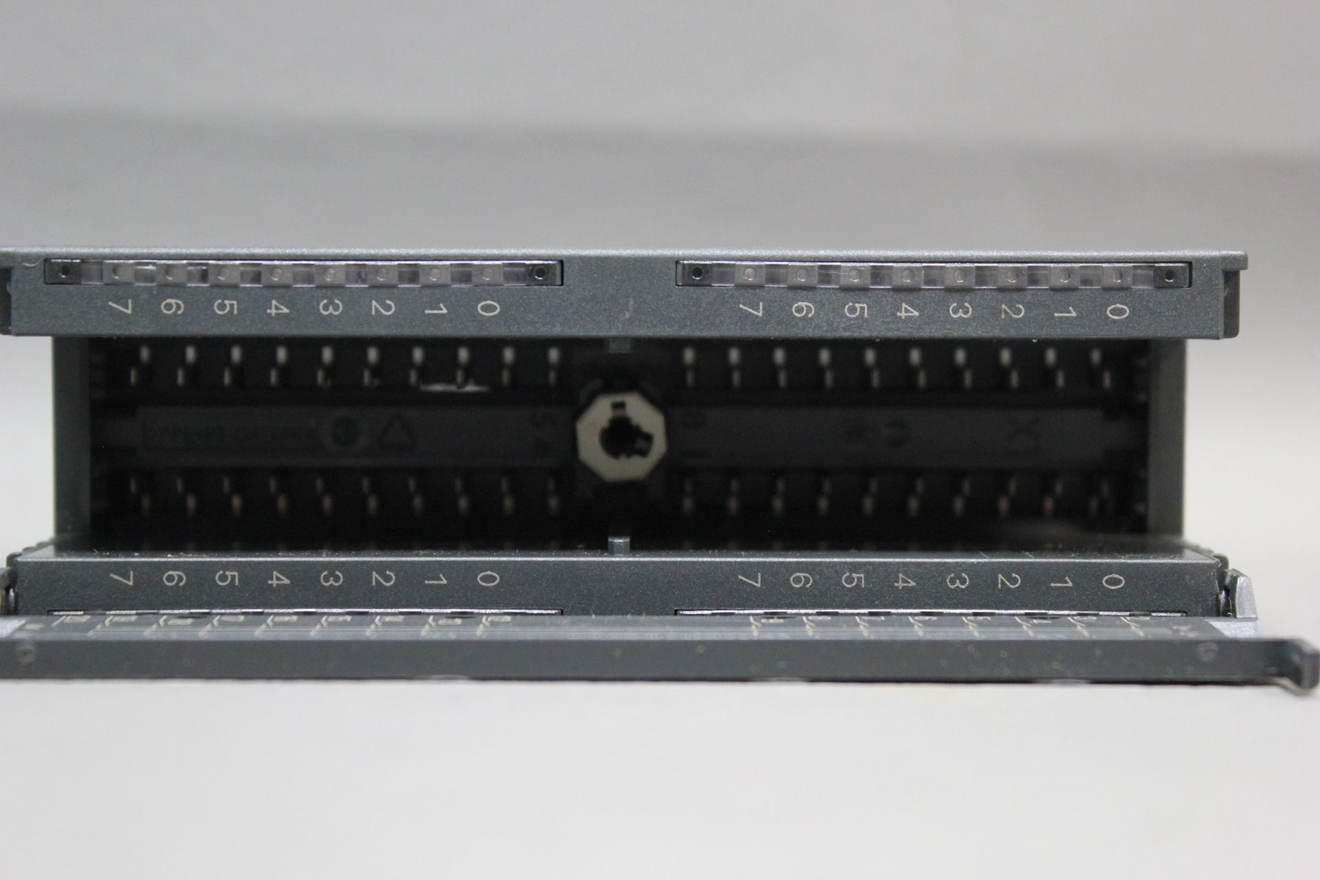 SIEMENS SIMATIC S7-300 DIGITAL INPUT MODULE - Image 2 of 4