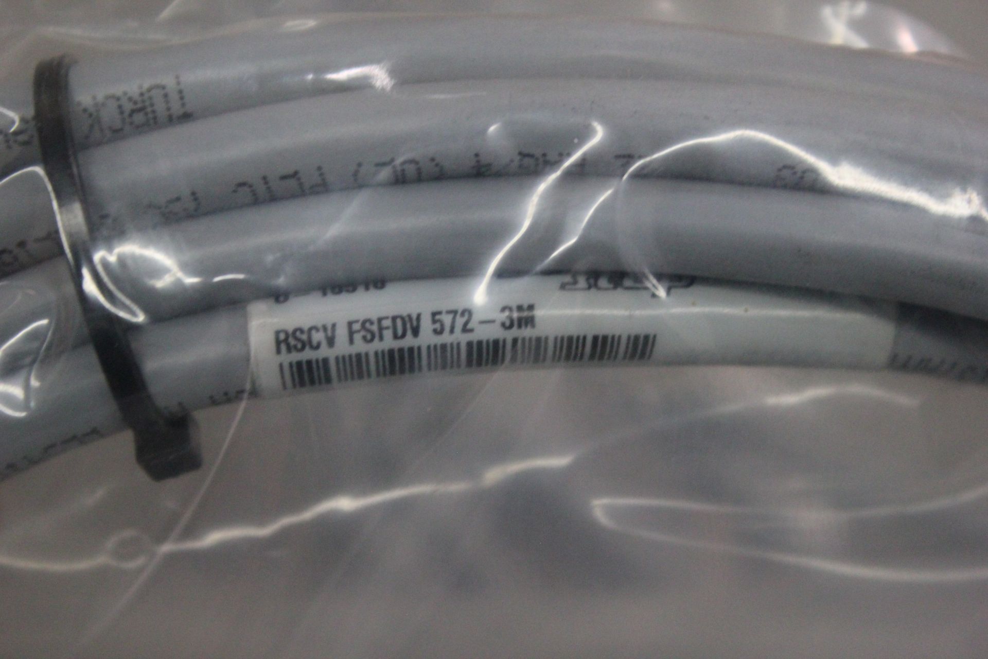 LOT OF NEW TURCK CABLES - Image 4 of 4