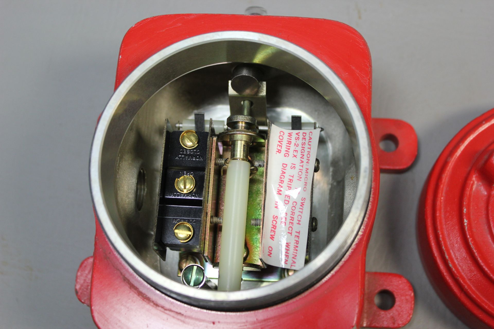 UNUSED FRANK MURPHY SHOCK/VIBRATION SWITCH - Image 5 of 5