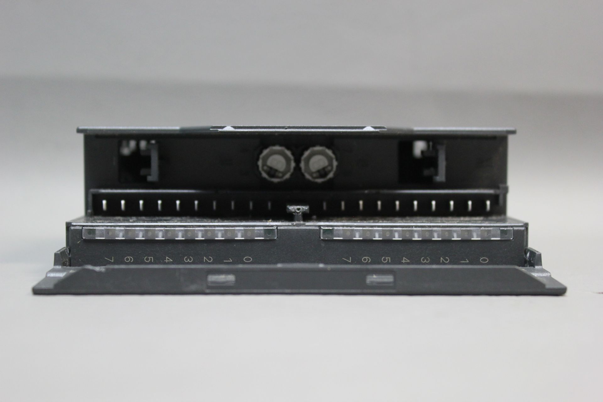 SIEMENS SIMATIC S7-300 DIGITAL OUTPUT MODULE - Image 3 of 5