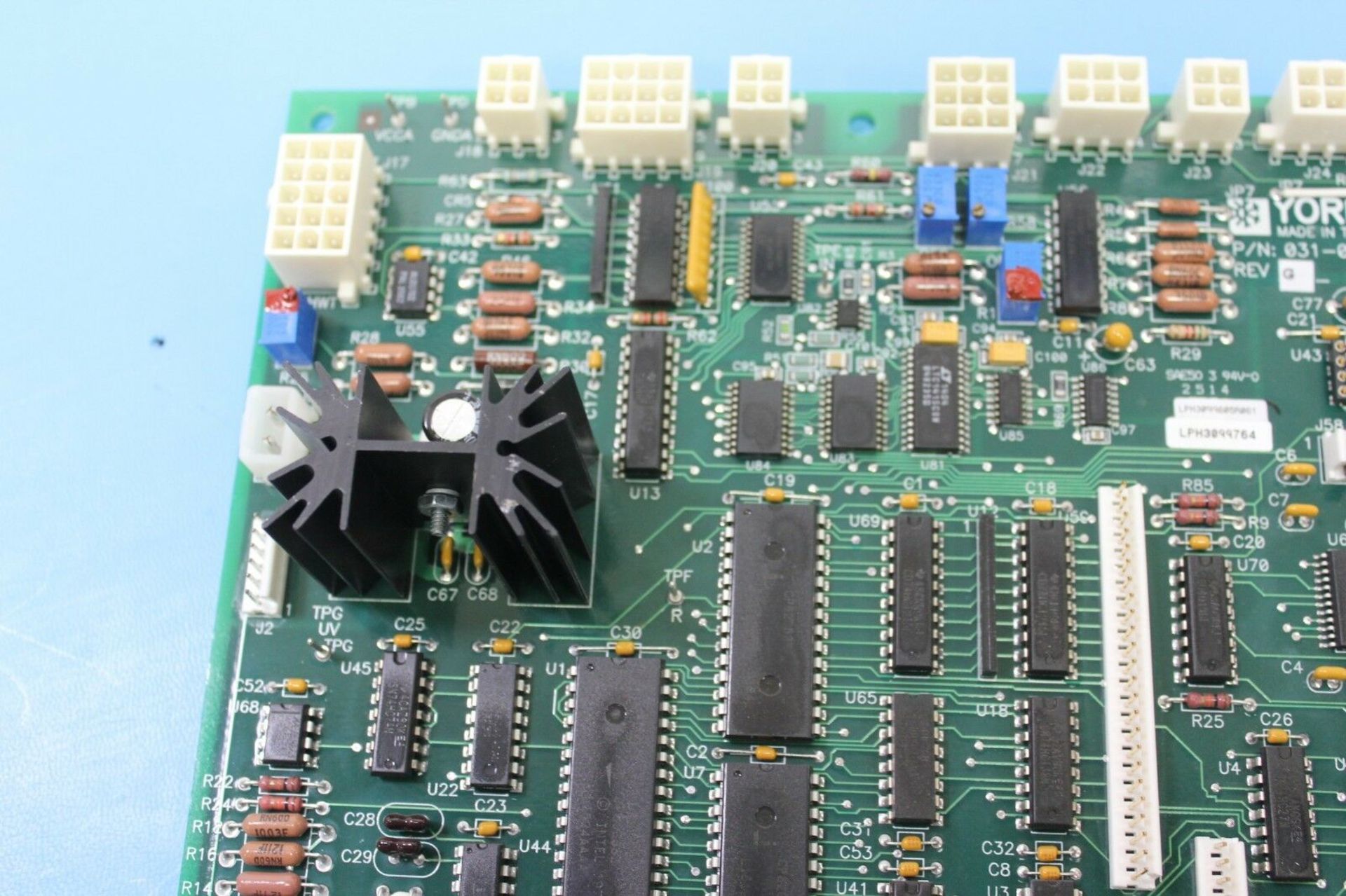 YORK CHILLER CONTROL BOARD - Image 6 of 7