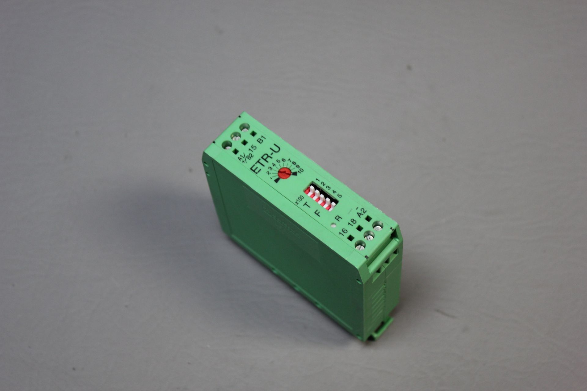 PHOENIX CONTACT MULTIFUNCTION TIMER RELAY