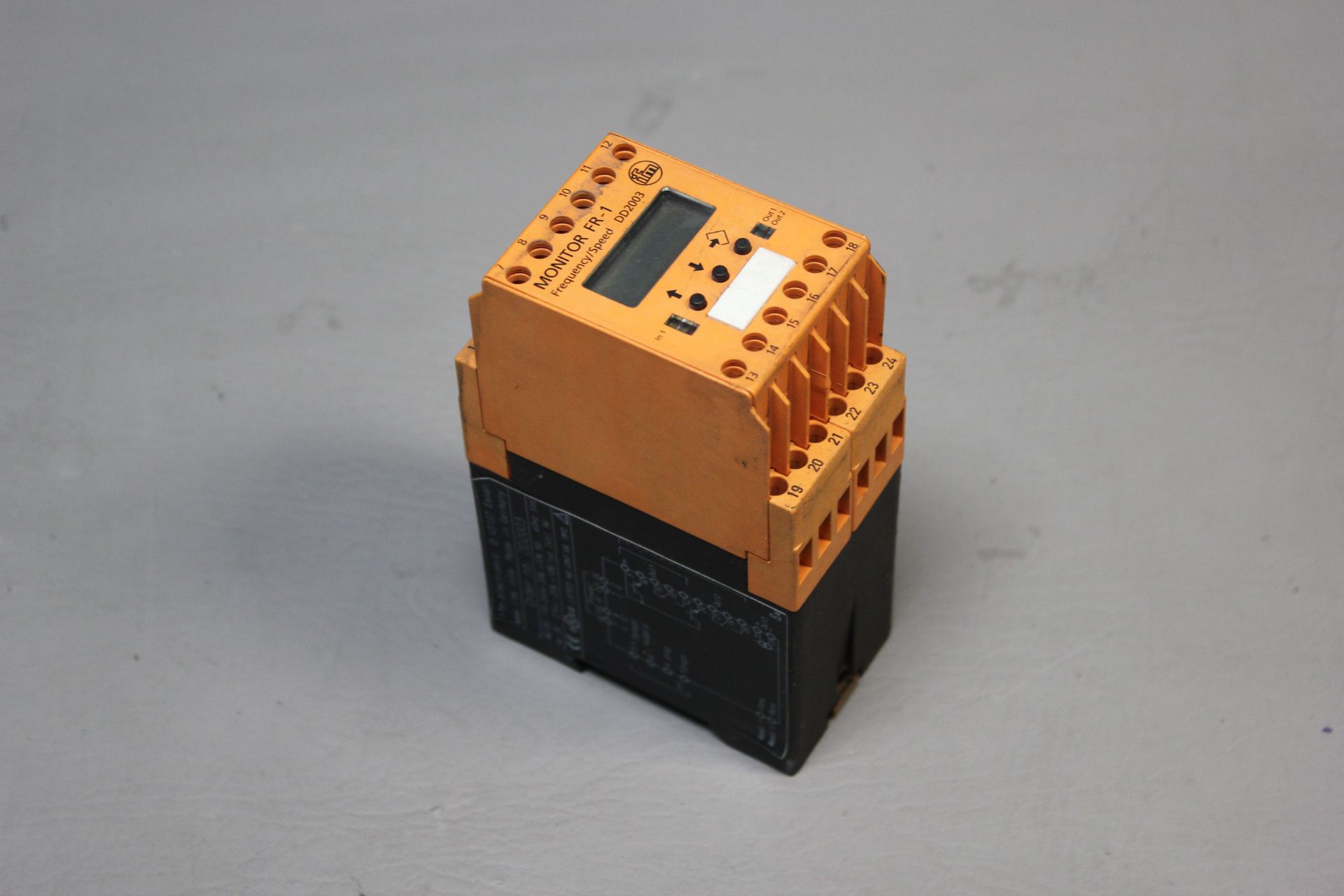 IFM FREQUENCY/SPEED MONITOR