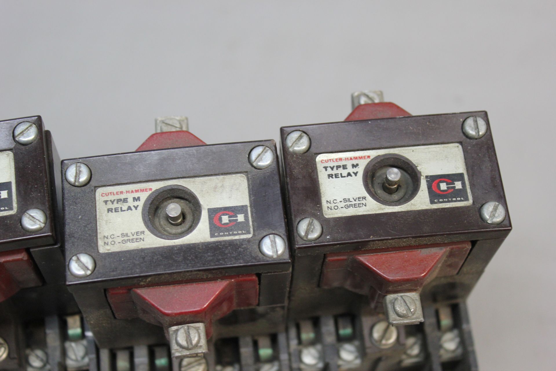 LOT OF CUTLER HAMMER TYPE M LATCHED RELAYS - Image 4 of 6