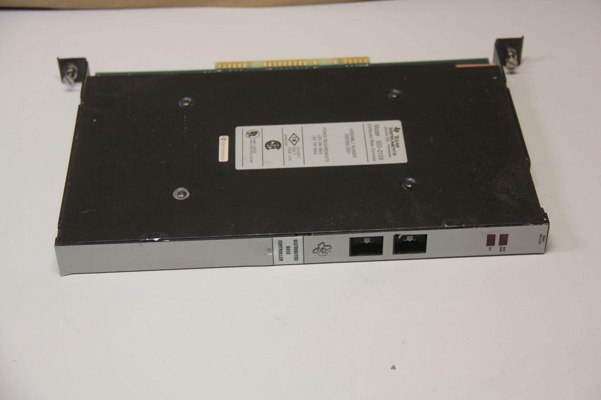 TEXAS INSTRUMENTS DISTRIBUTED BASE PLC CONTROLLER