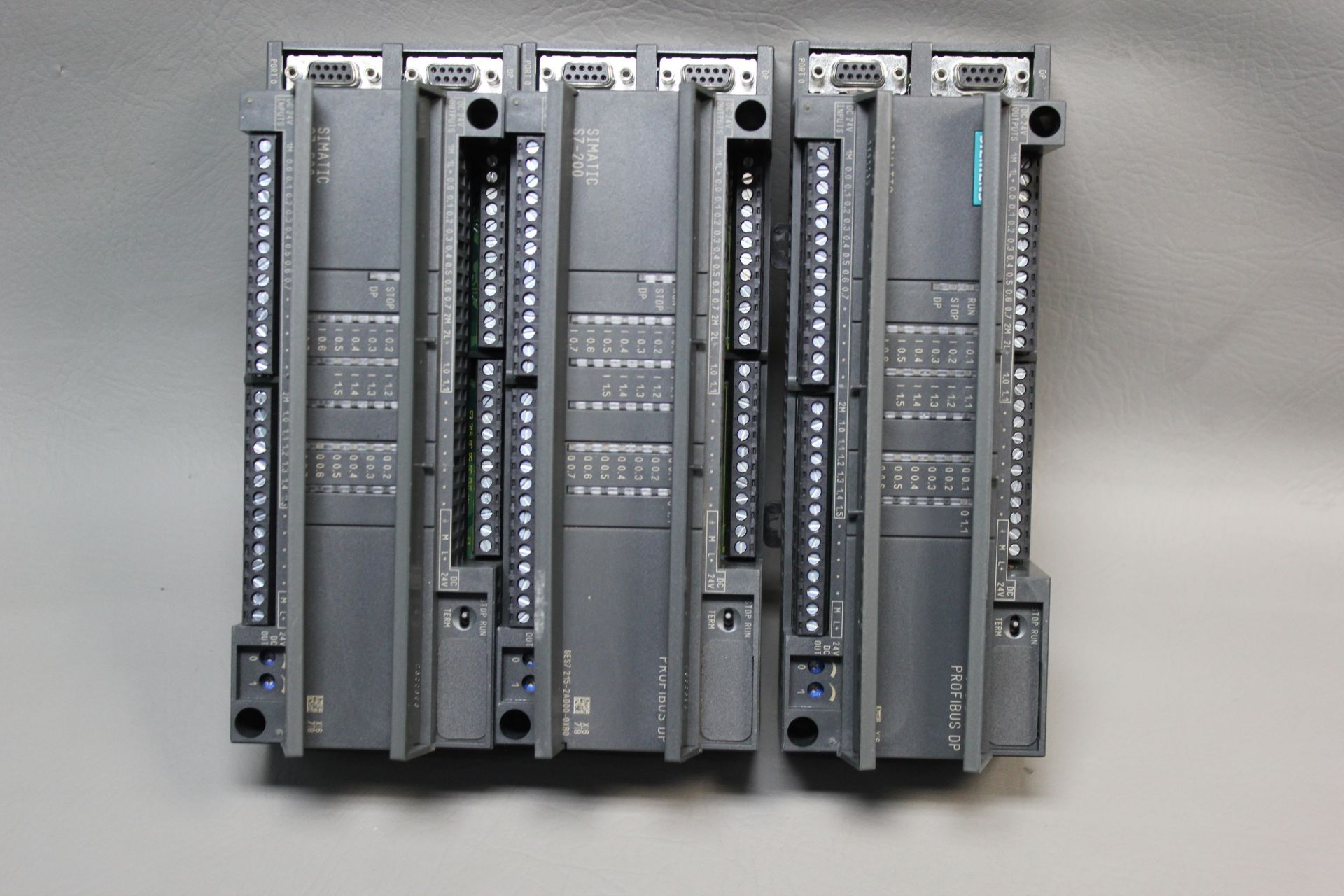 LOT OF SIEMENS SIMATIC S7-200 PLC CPU MODULES - Image 3 of 4