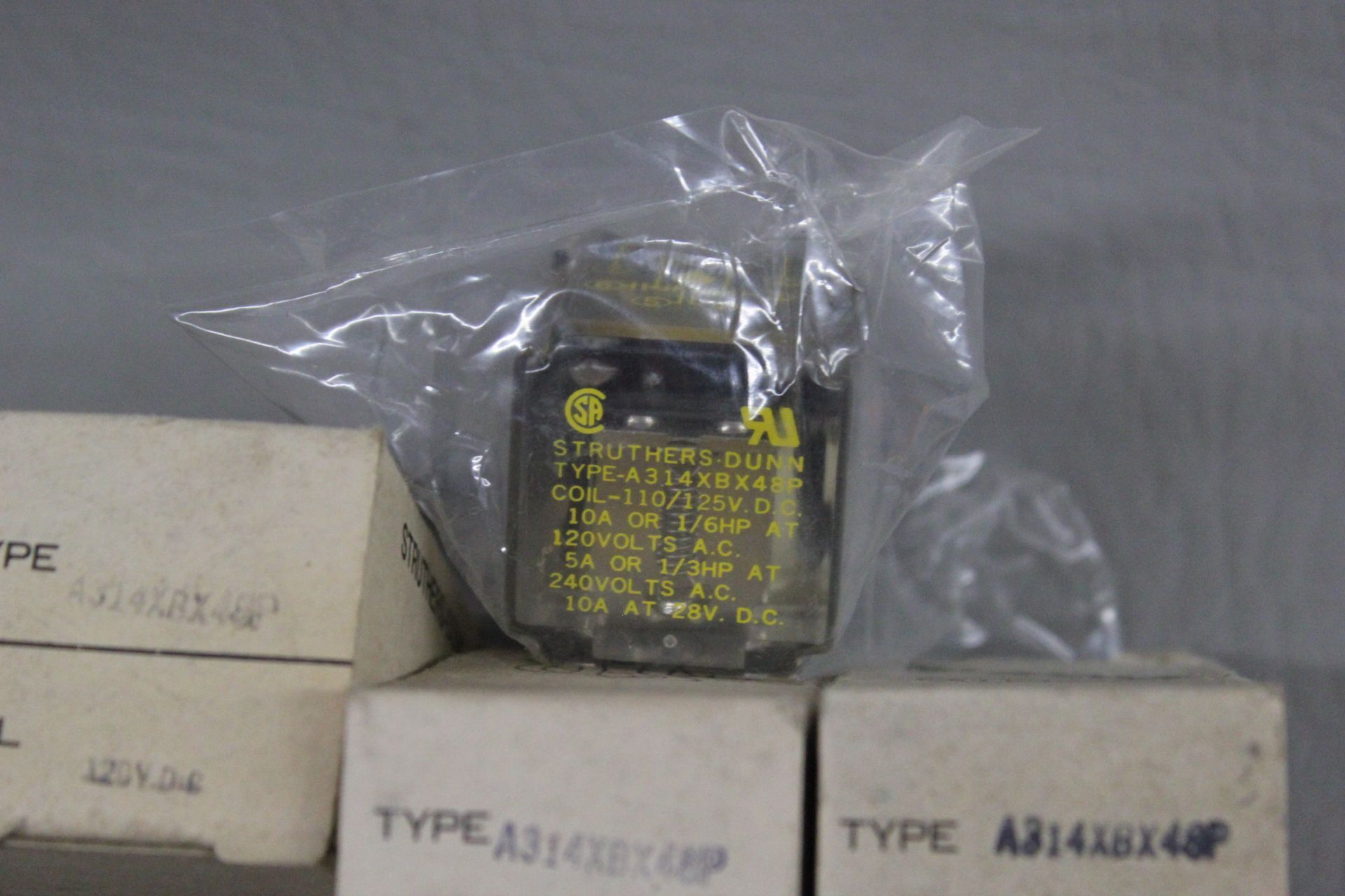 LOT OF NEW STRUTHERS DUNN 120VDC RELAYS - Image 6 of 6