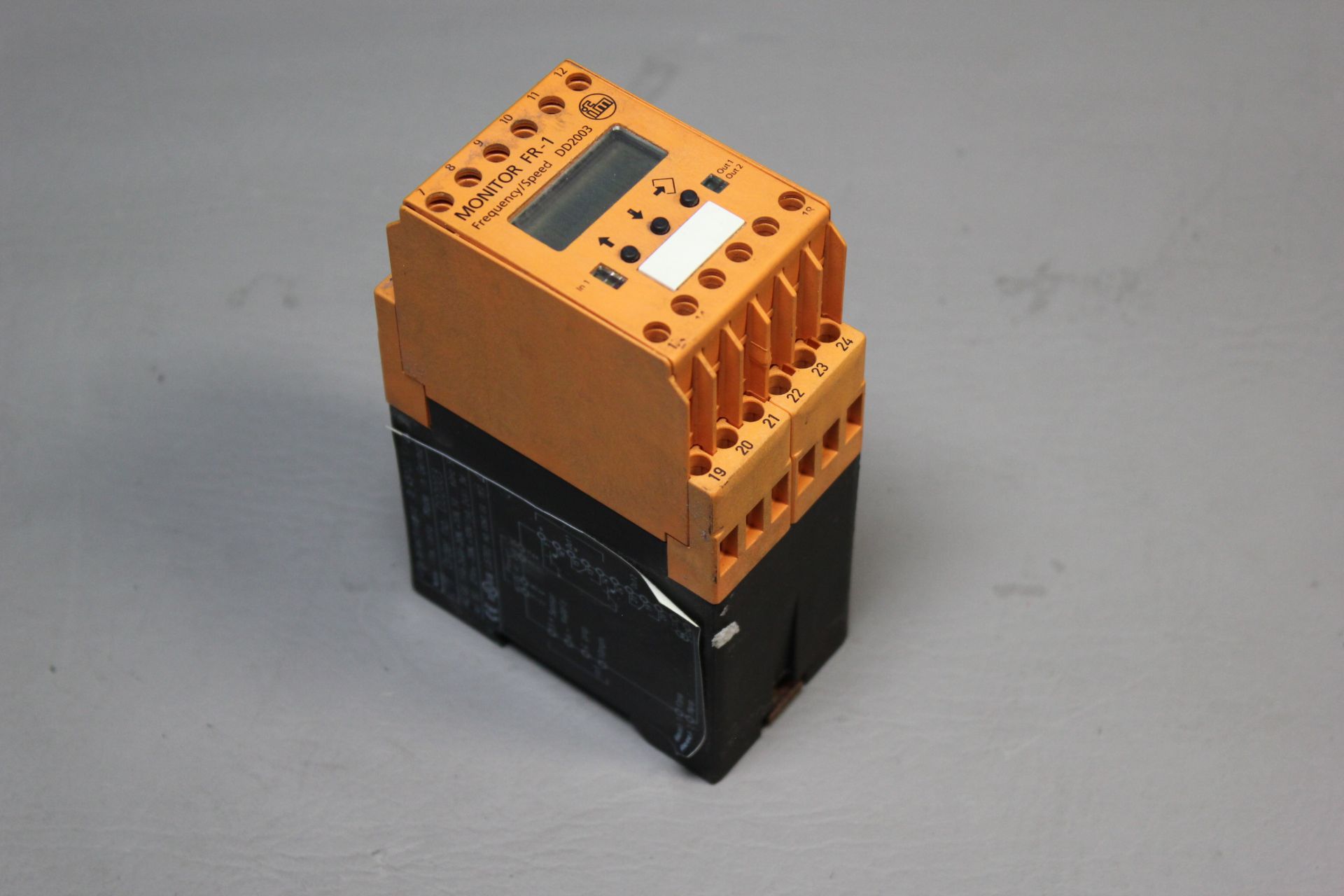 IFM FREQUENCY/SPEED MONITOR