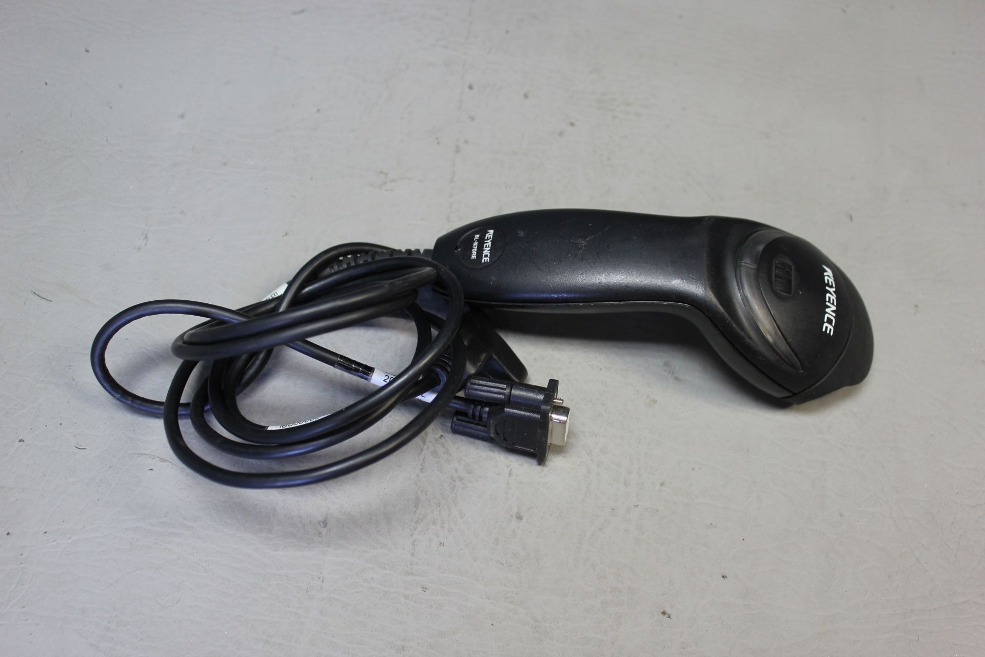 KEYENCE BARCODE SCANNER