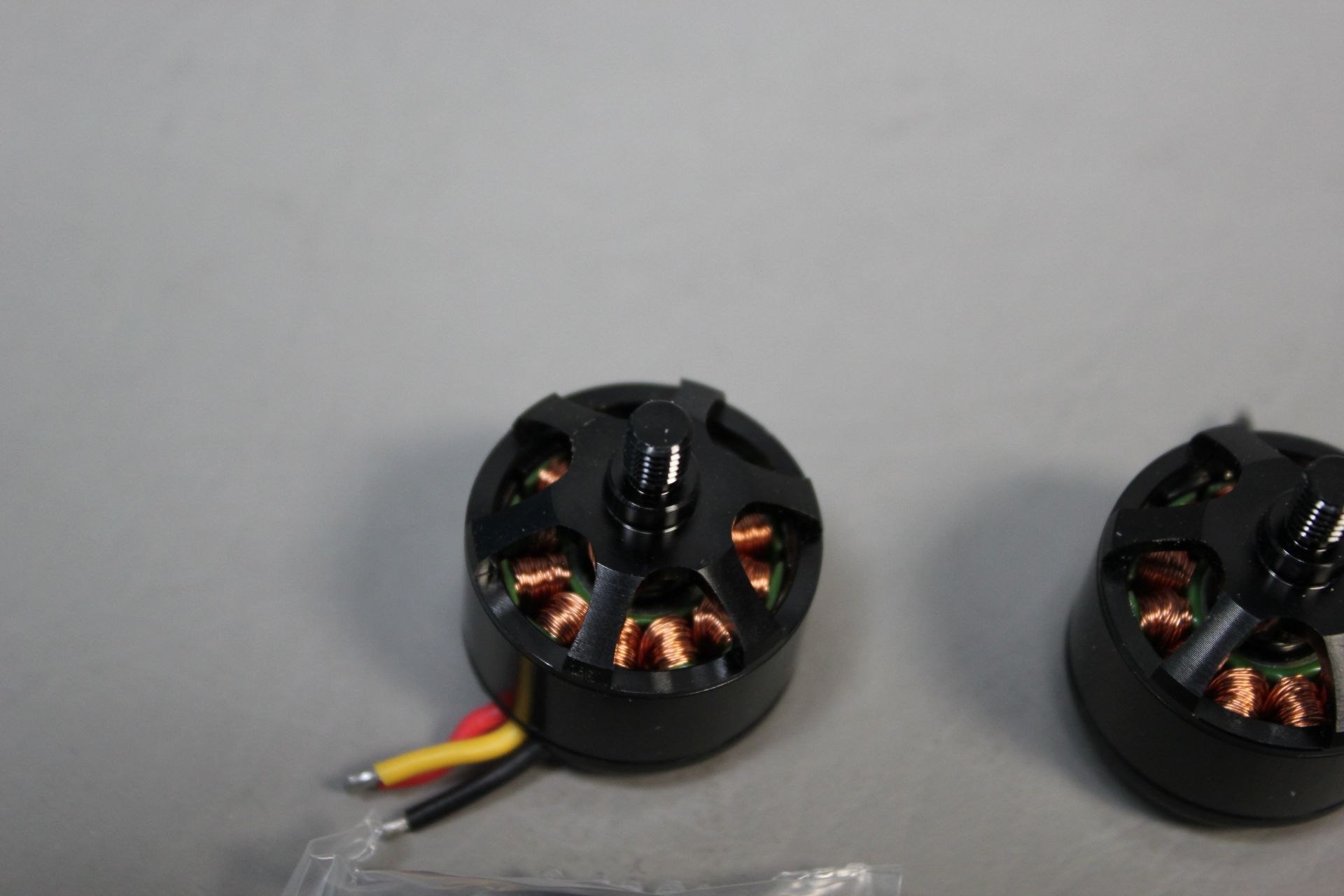 4 NEW T-MOTOR DRONE QUADCOPTER BRUSHLESS MOTORS & PROPELLERS - Image 4 of 12
