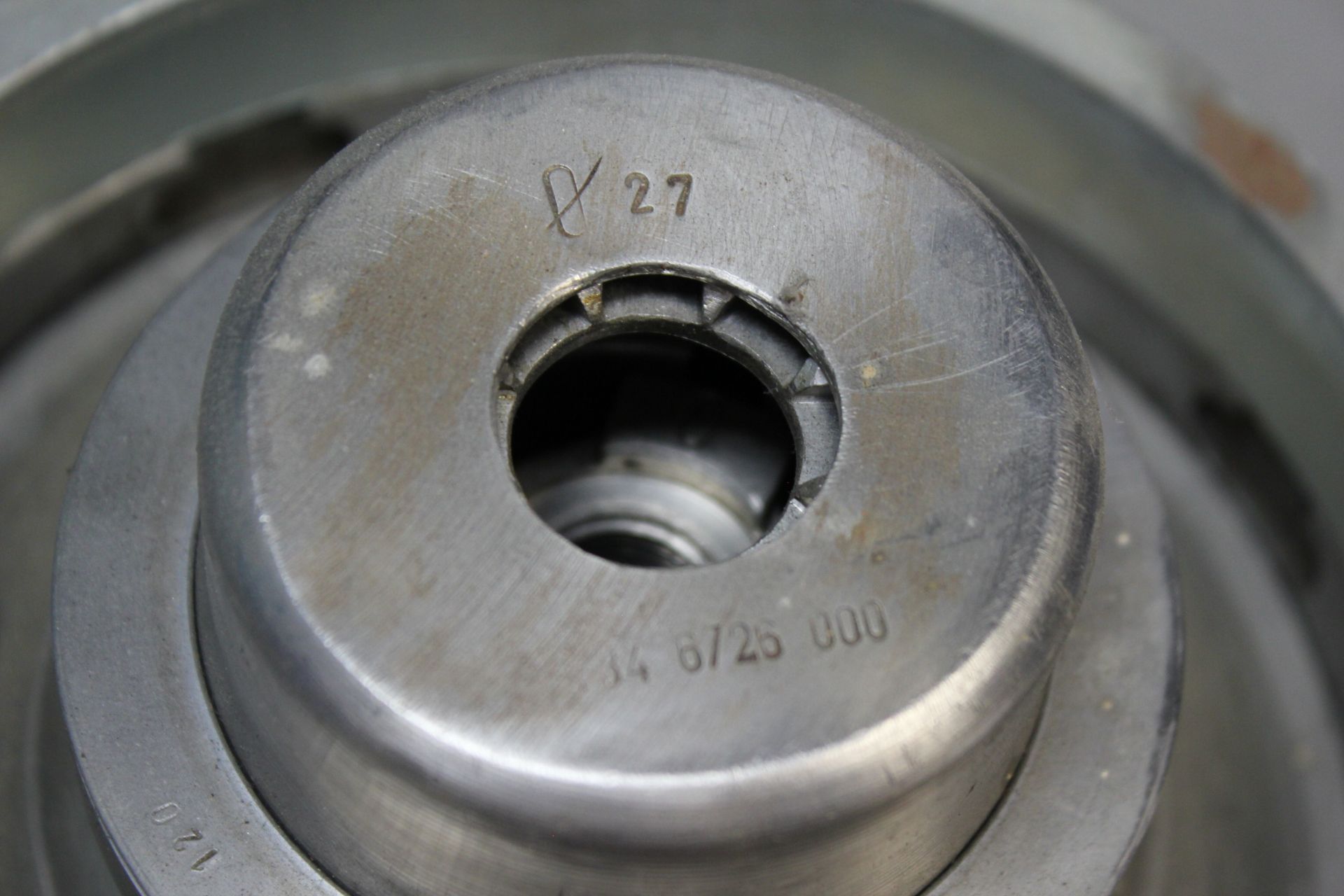 LARGE BEARING ASSEMBLY - Image 5 of 7