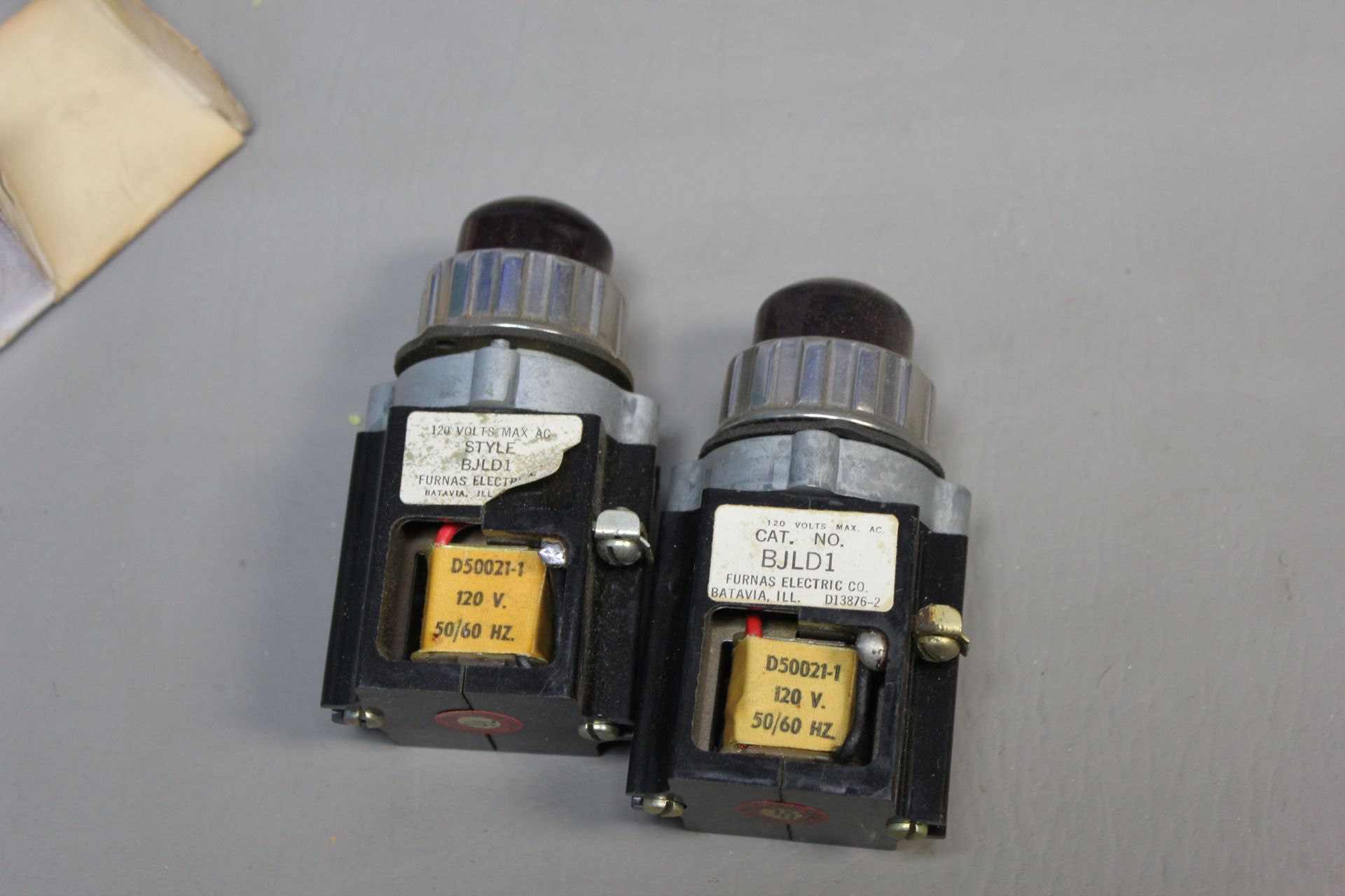 2 NEW FURNAS OIL TIGHT PILOT LIGHTS - Image 2 of 3