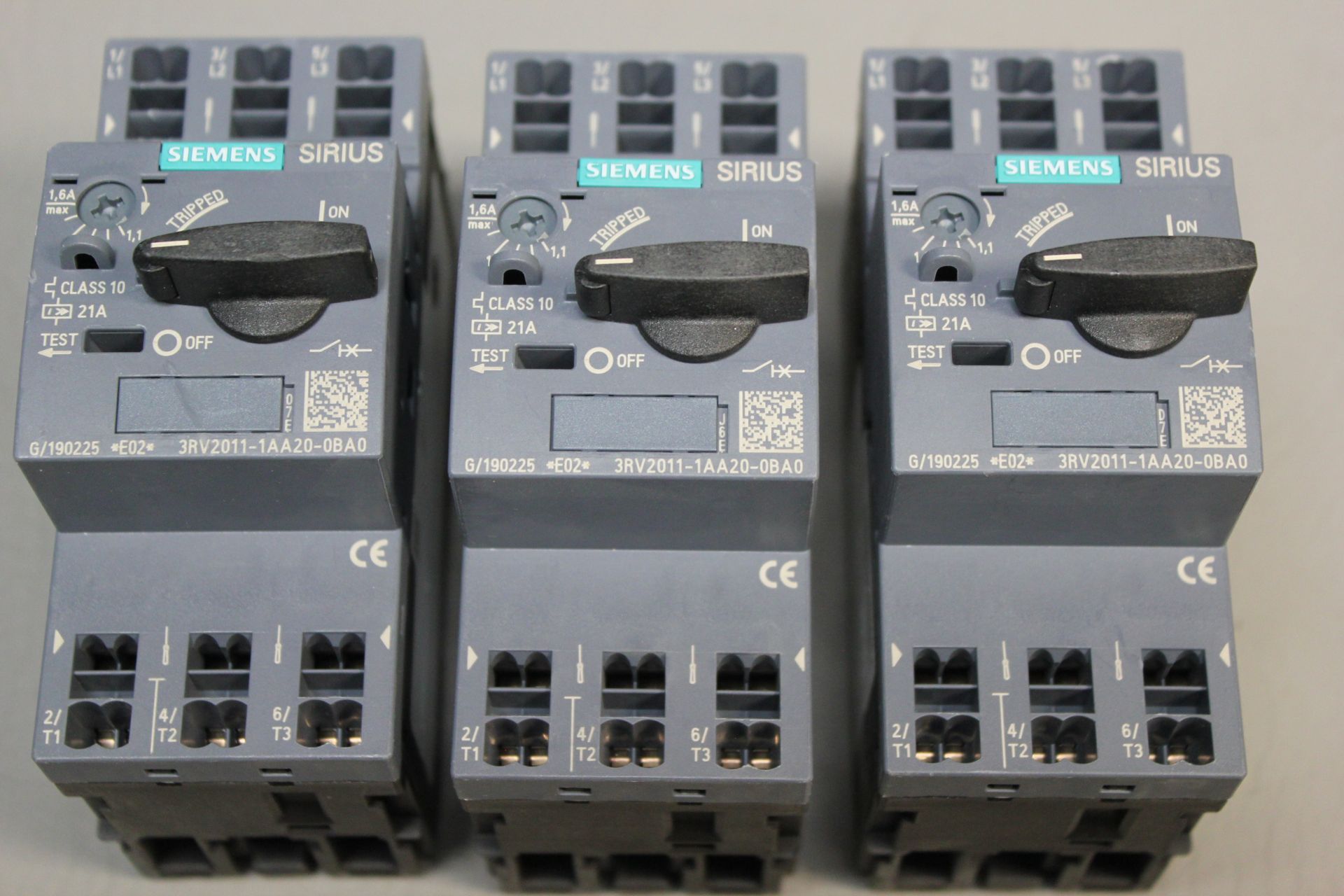 LOT OF SIEMENS SIRIUS MOTOR PROTECTION CIRCUIT BREAKERS - Image 2 of 6