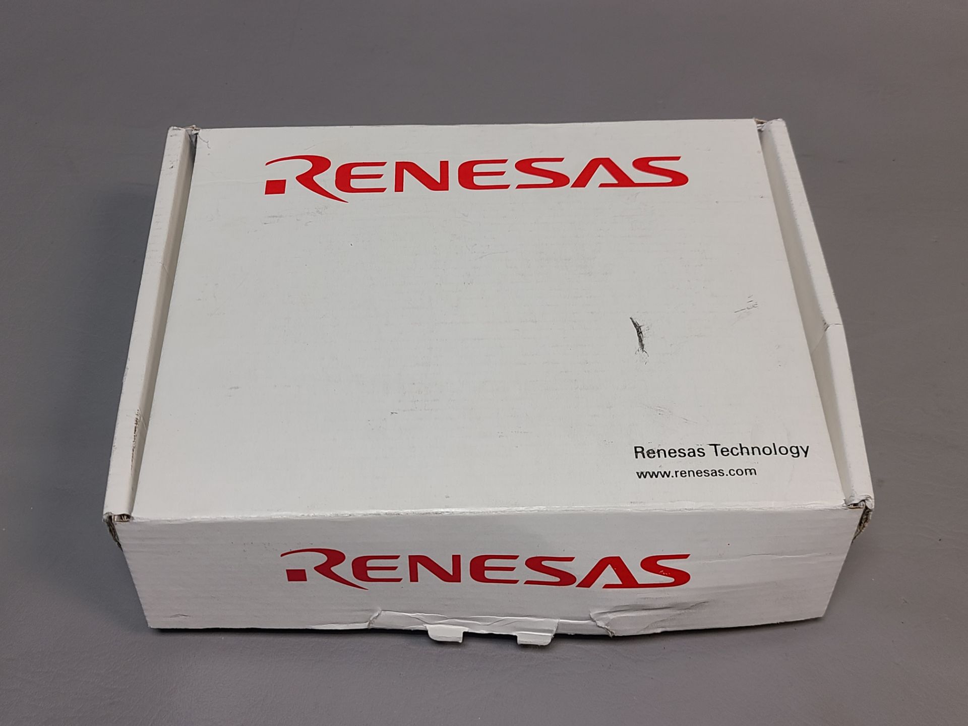 RENESAS MICROCONTROLLER DEVELOPMENT BOARD