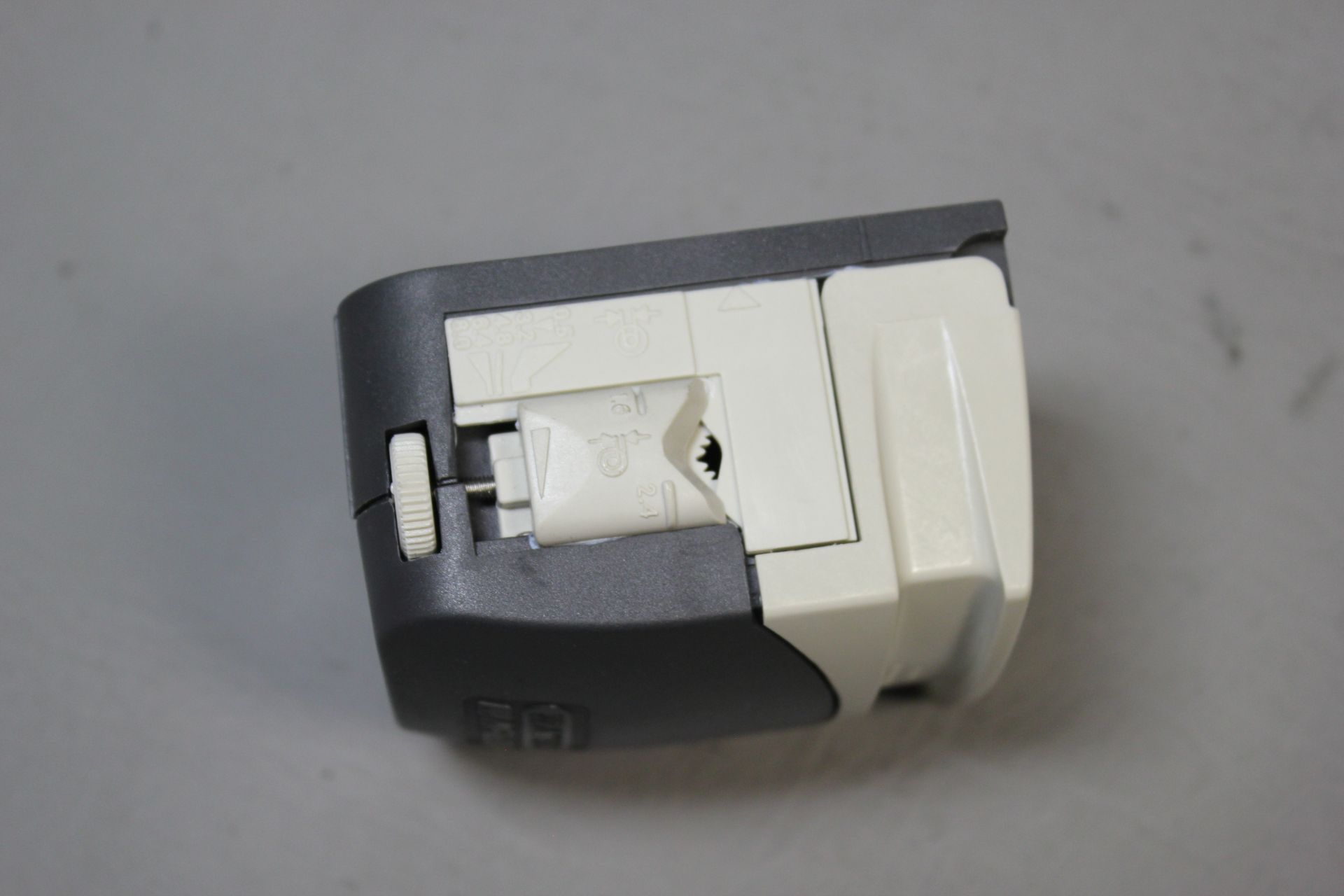 WATSON MARLOW 3 ROLLER PERISTALTIC PUMP HEAD - Image 2 of 6