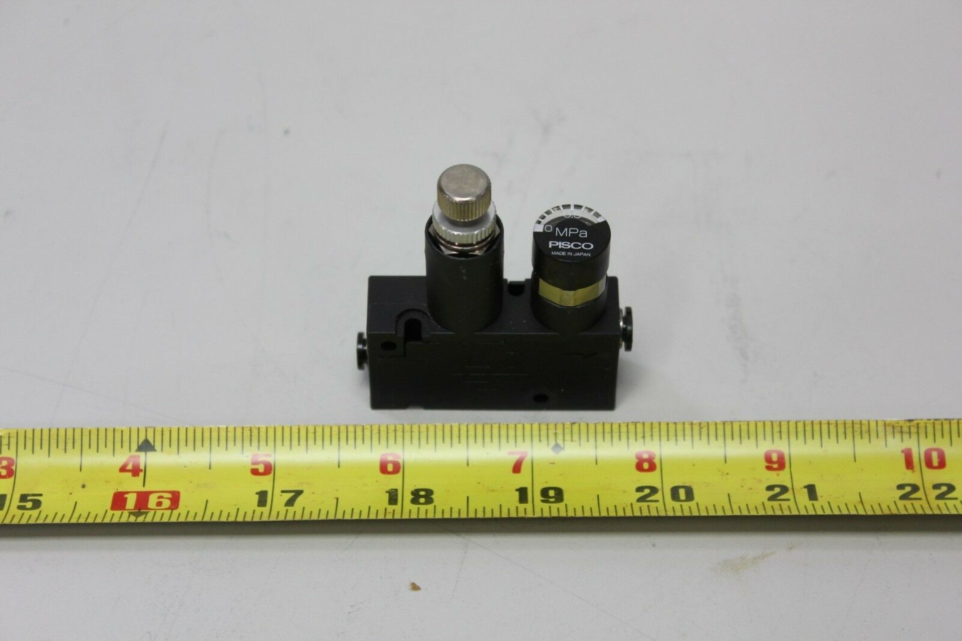 Pisco Mini 4mm Pneumatic Regulator