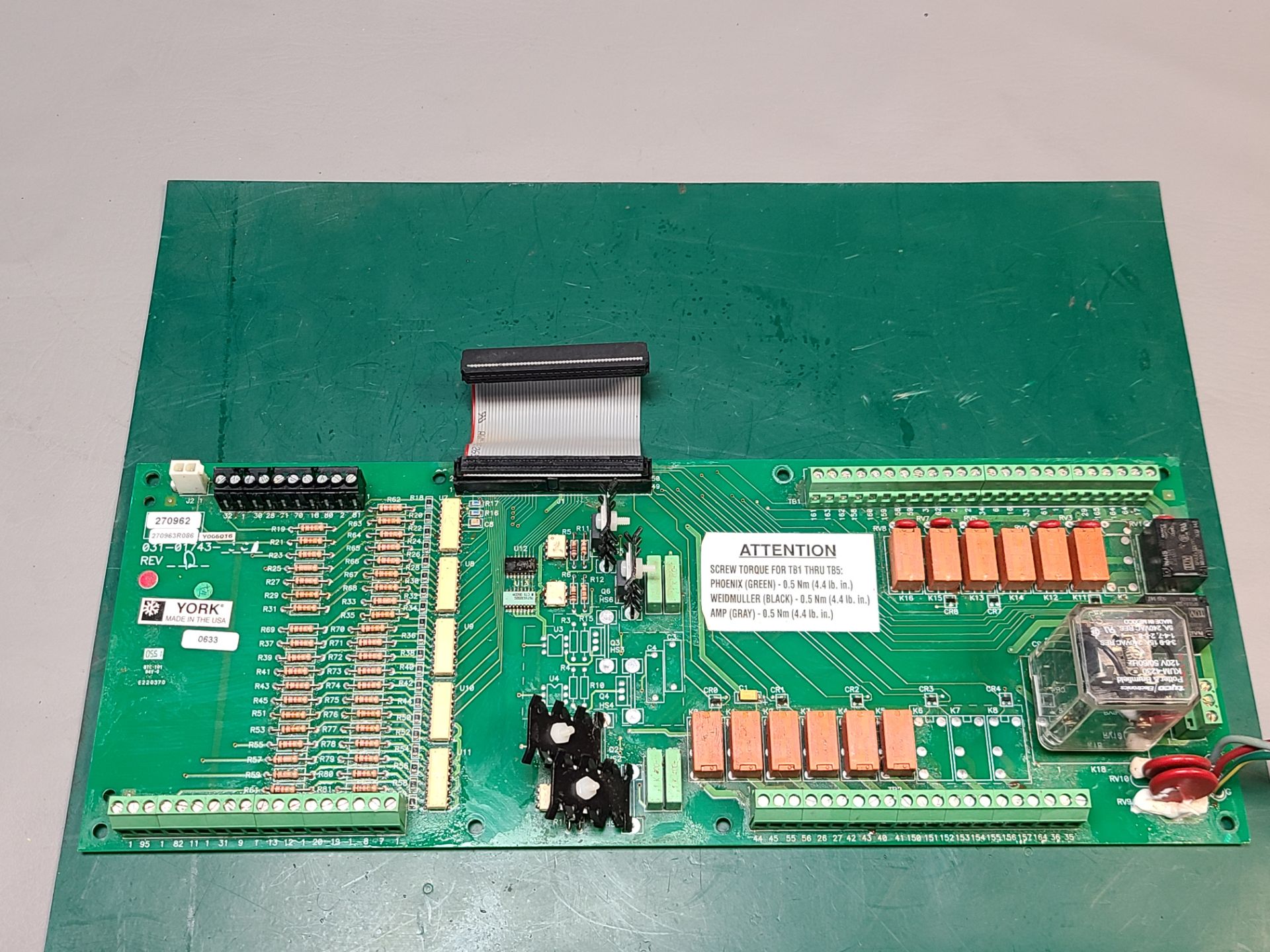 YORK CHILLER CONTROL BOARD - Image 2 of 3