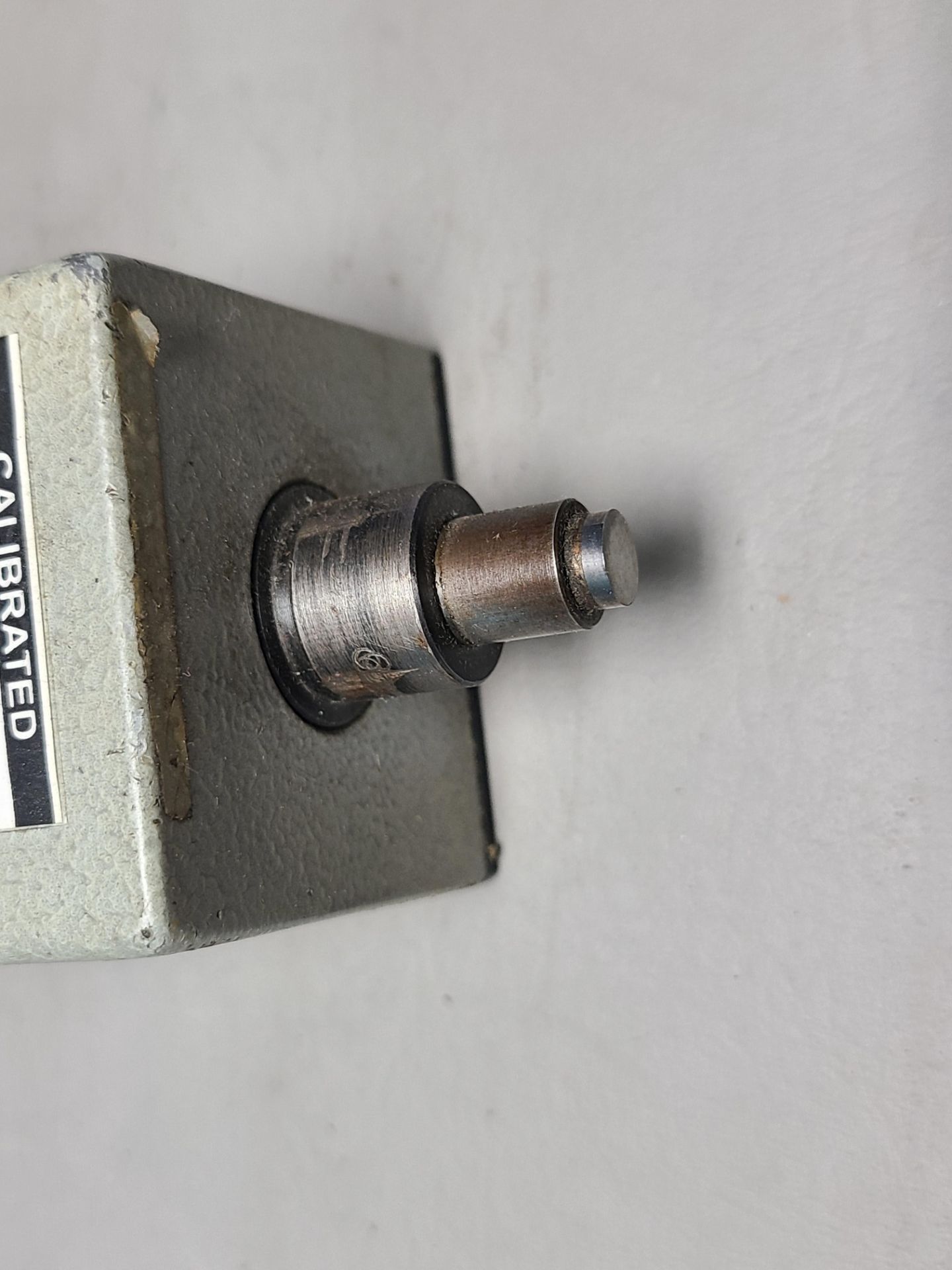 MITUTOYO DIITAL MICROMETER HEAD - Image 4 of 5