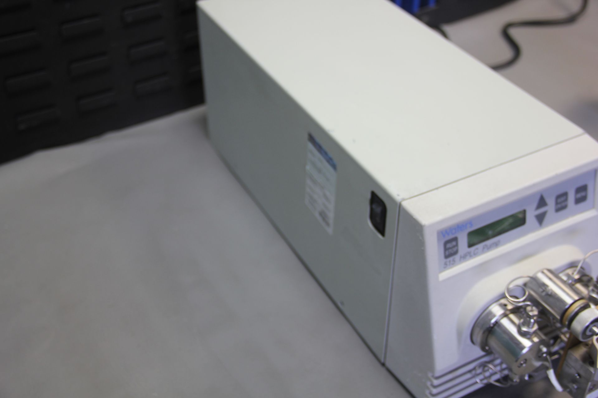 WATERS 515 HPLC PUMP - Image 7 of 10