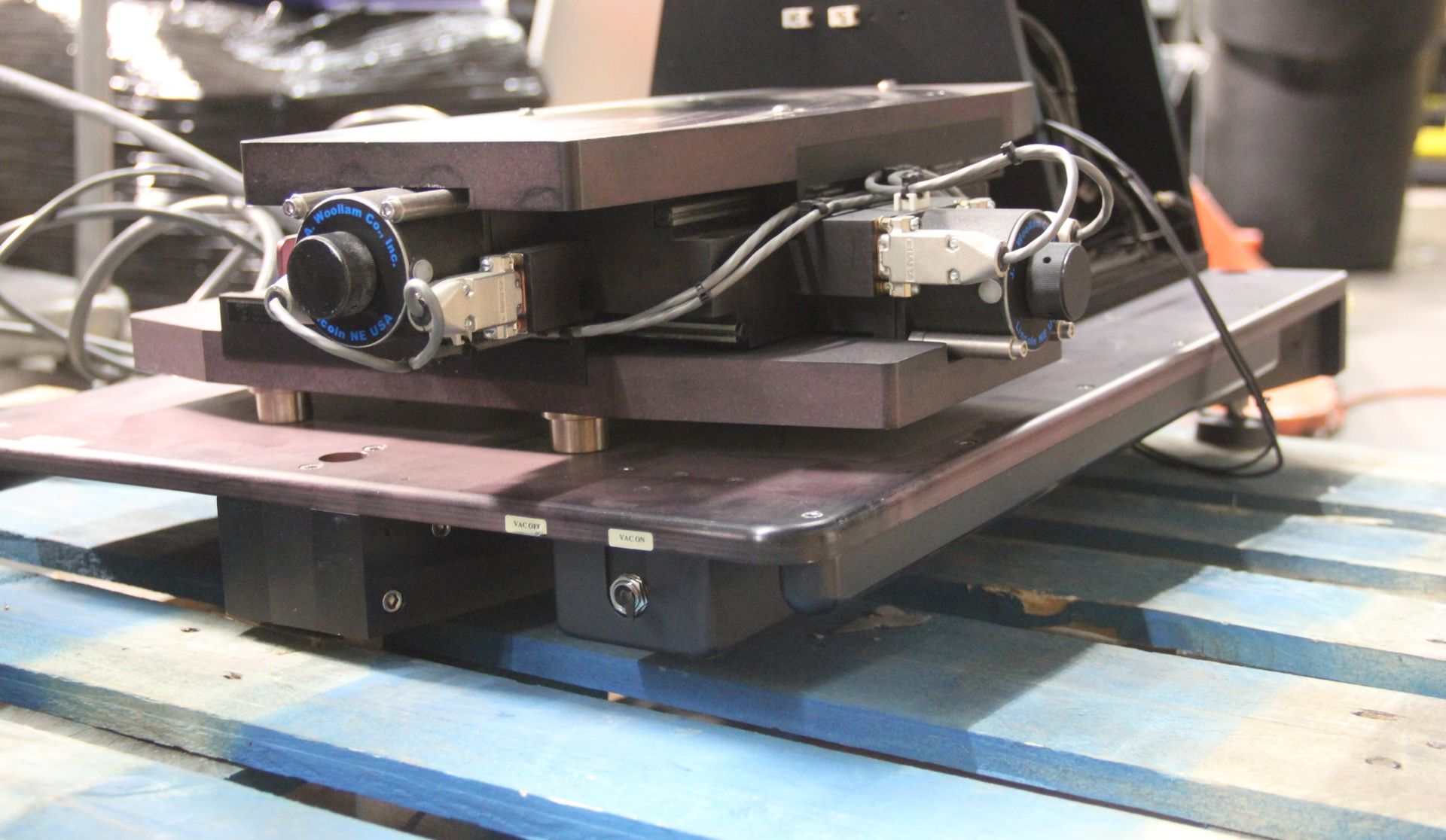 WOOLLAM SPECTROSCOPIC ELLIPSOMETER - Image 12 of 25